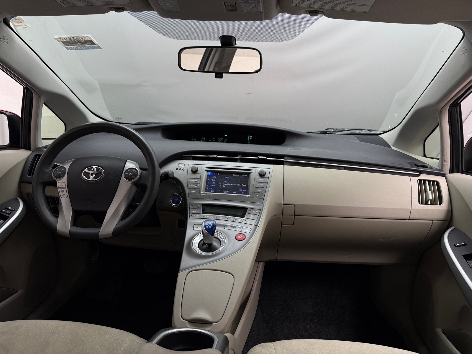 Thumbnail: 2015 Toyota Prius - 3