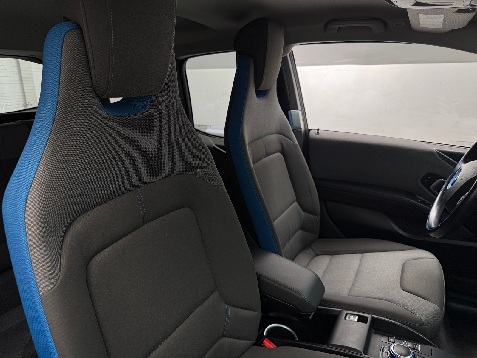 Thumbnail: 2019 BMW i3 - 2