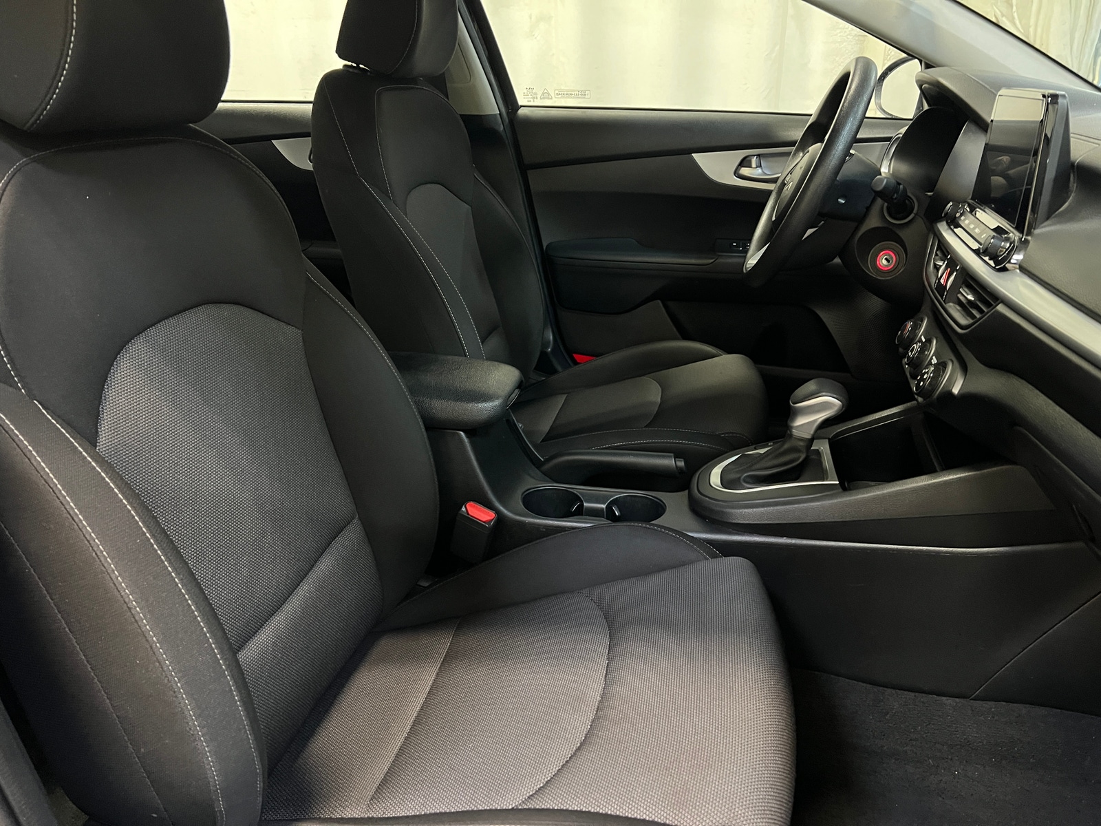 Thumbnail: 2023 Kia Forte - 2