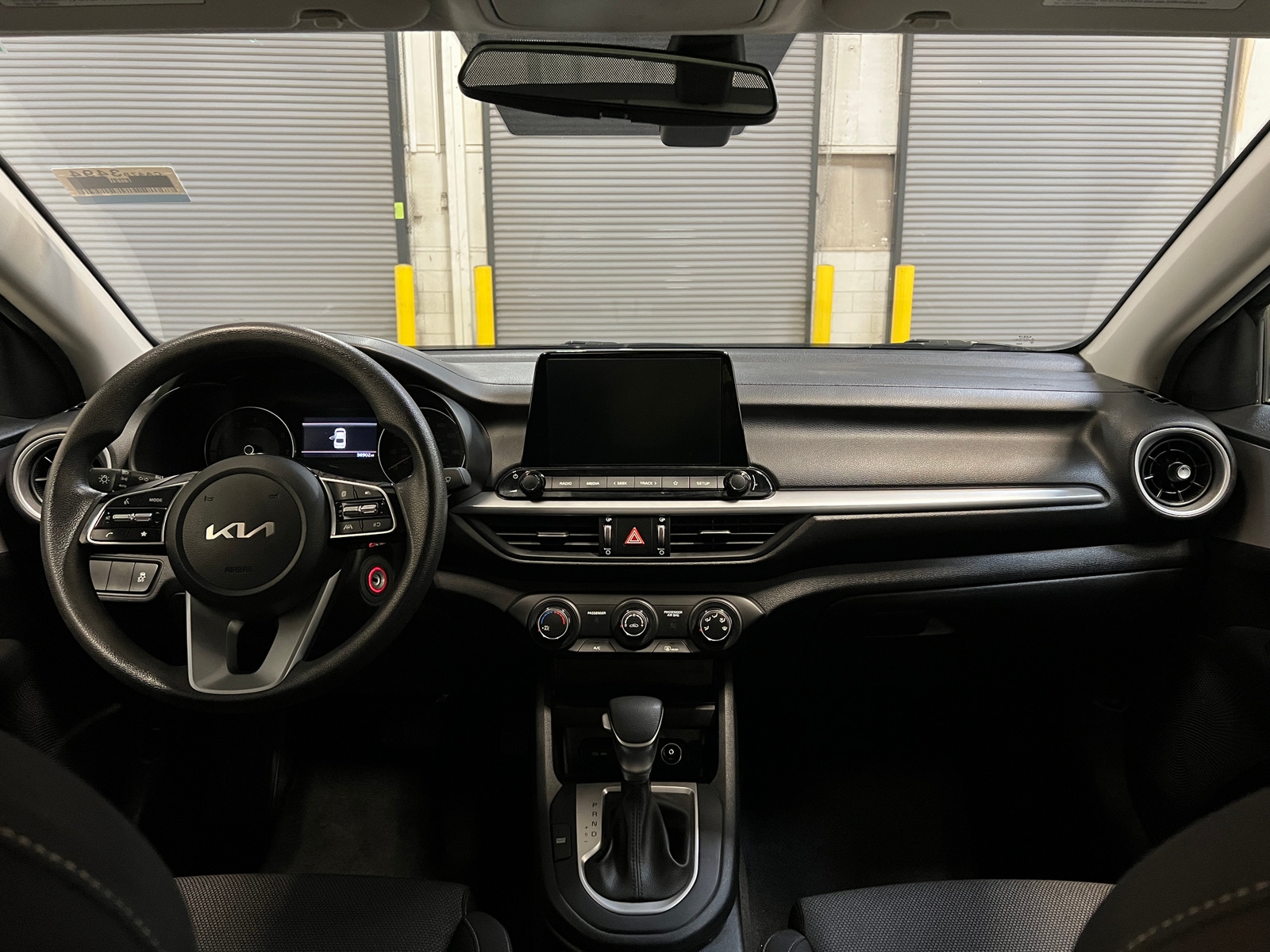 Thumbnail: 2023 Kia Forte - 3