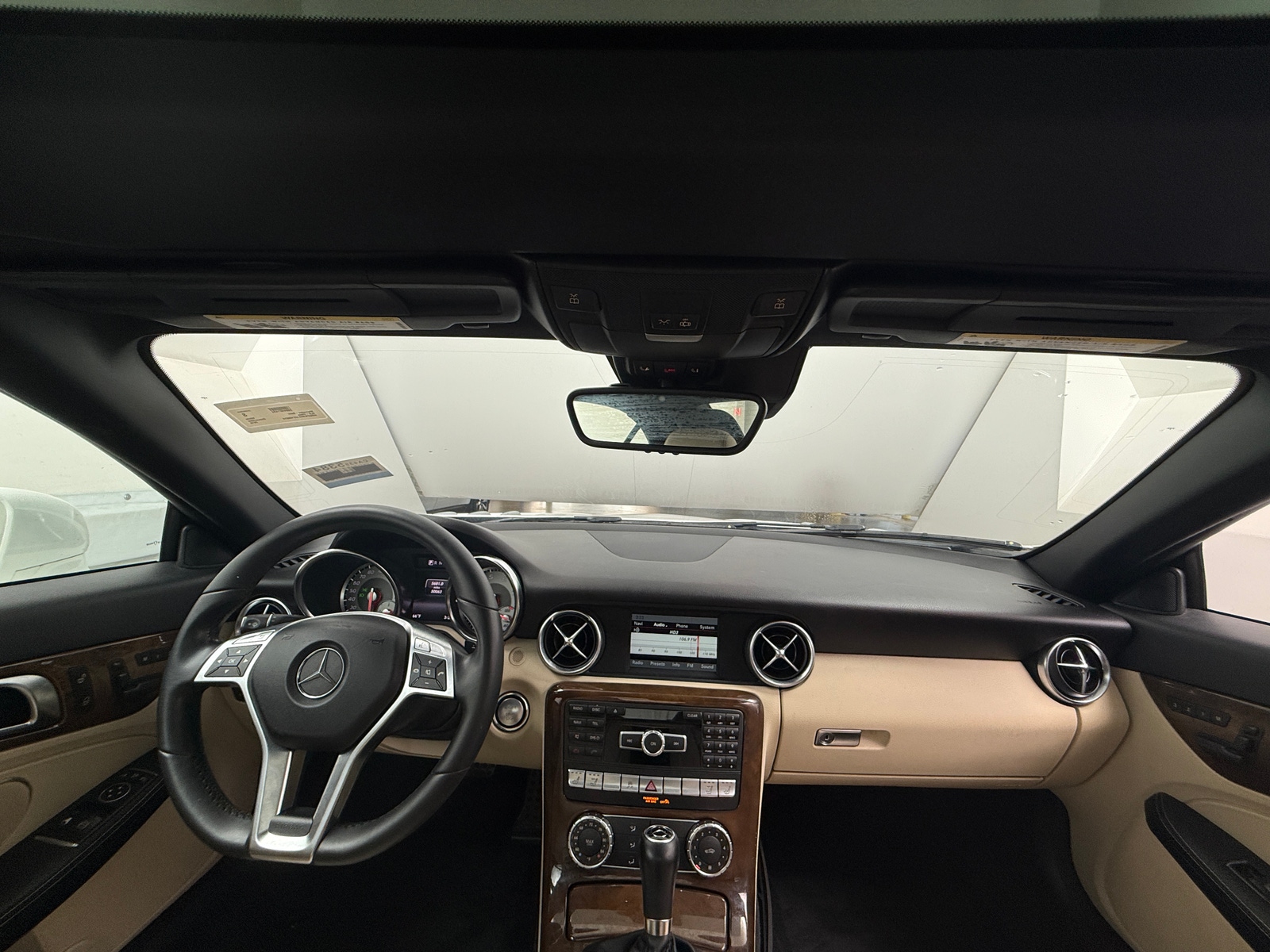 Thumbnail: 2015 Mercedes-Benz SLK - 2