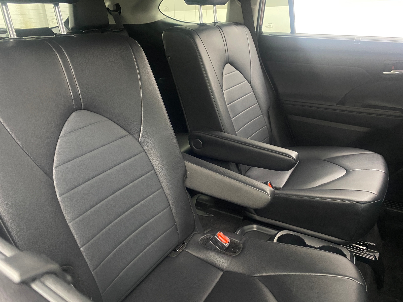 Thumbnail: 2024 Toyota Highlander - 5