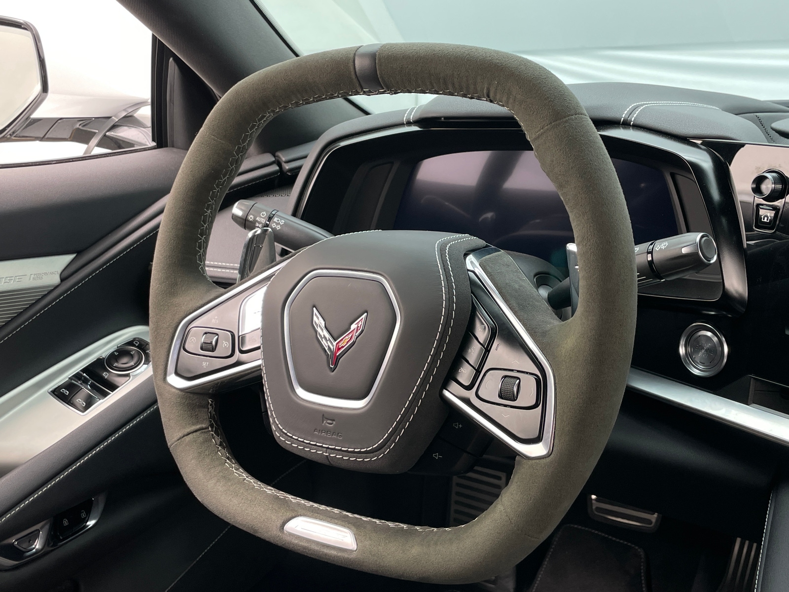 Thumbnail: 2025 Chevrolet Corvette - 3