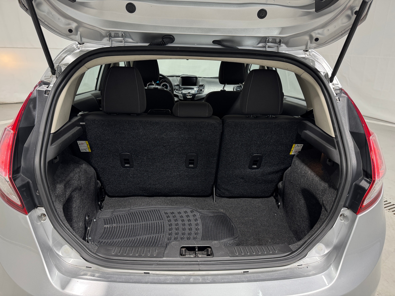 Thumbnail: 2019 Ford Fiesta - 7