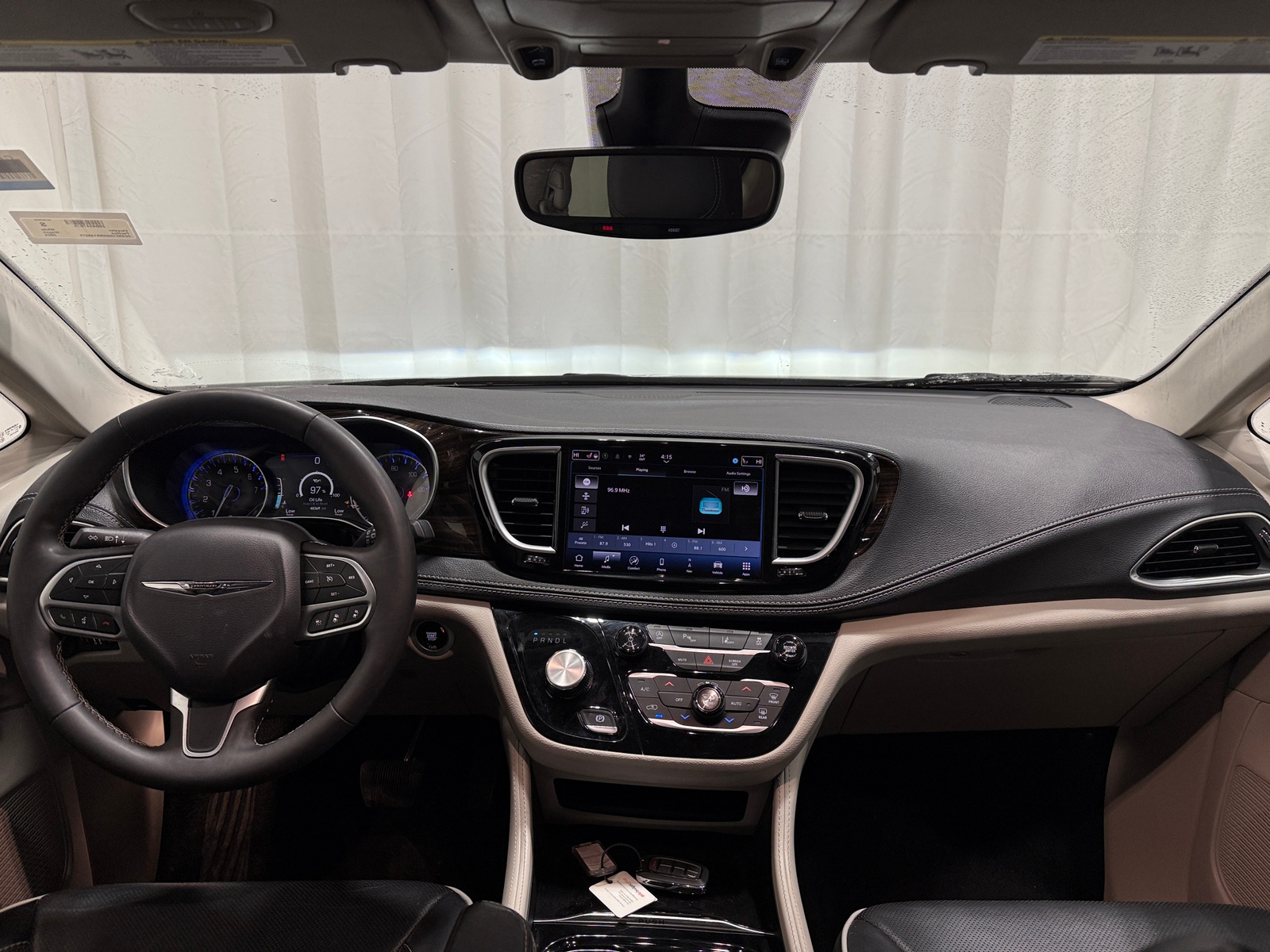 Thumbnail: 2024 Chrysler Pacifica - 2