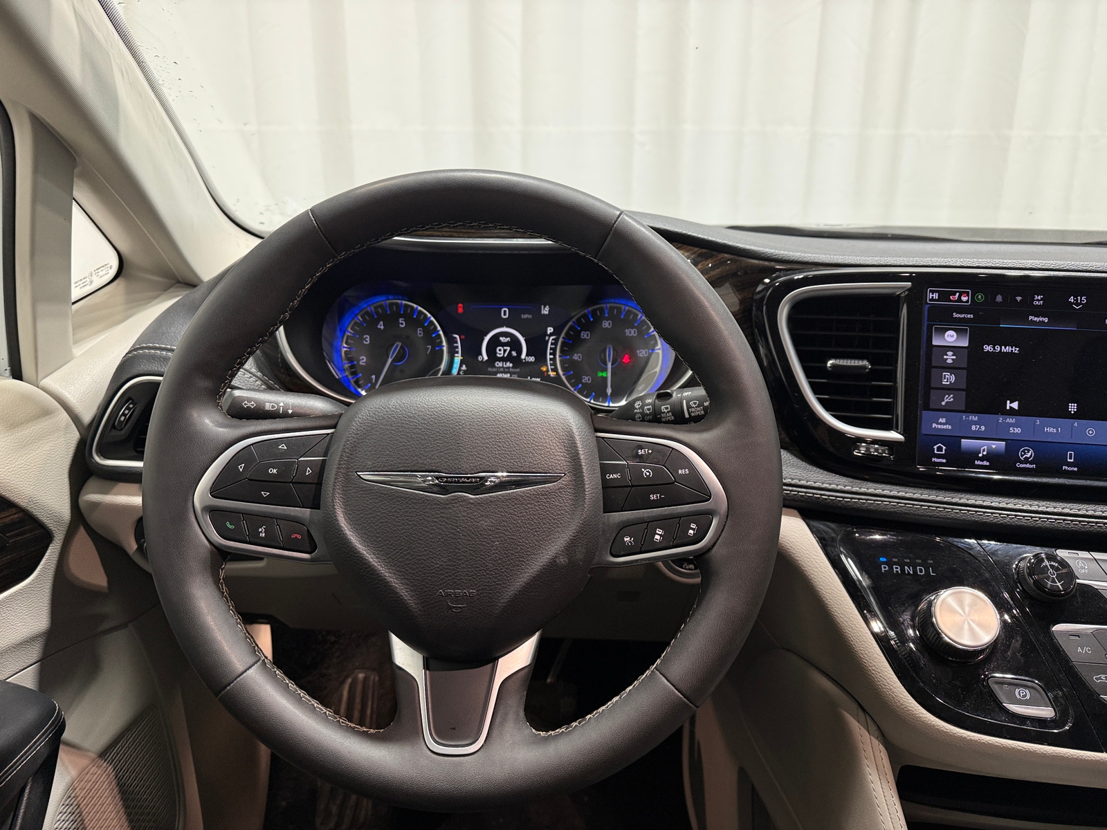 Thumbnail: 2024 Chrysler Pacifica - 4