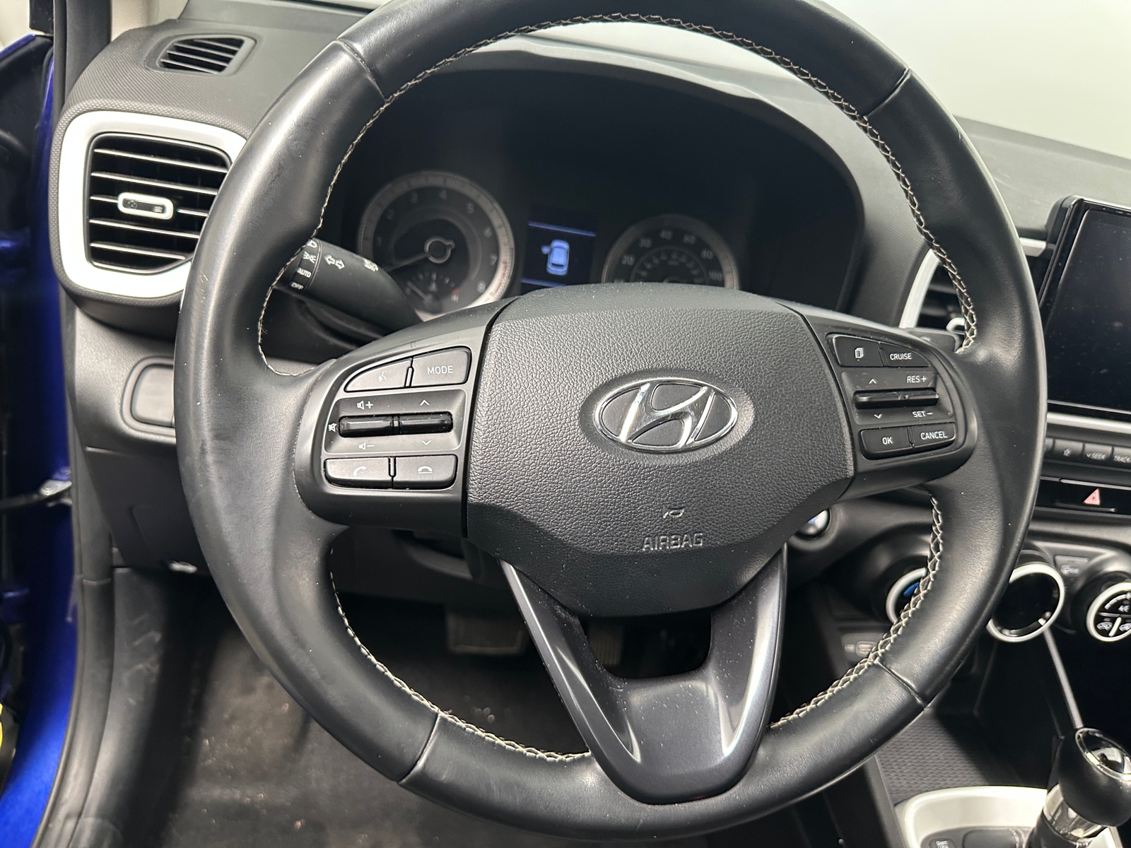 Thumbnail: 2022 Hyundai Venue - 5