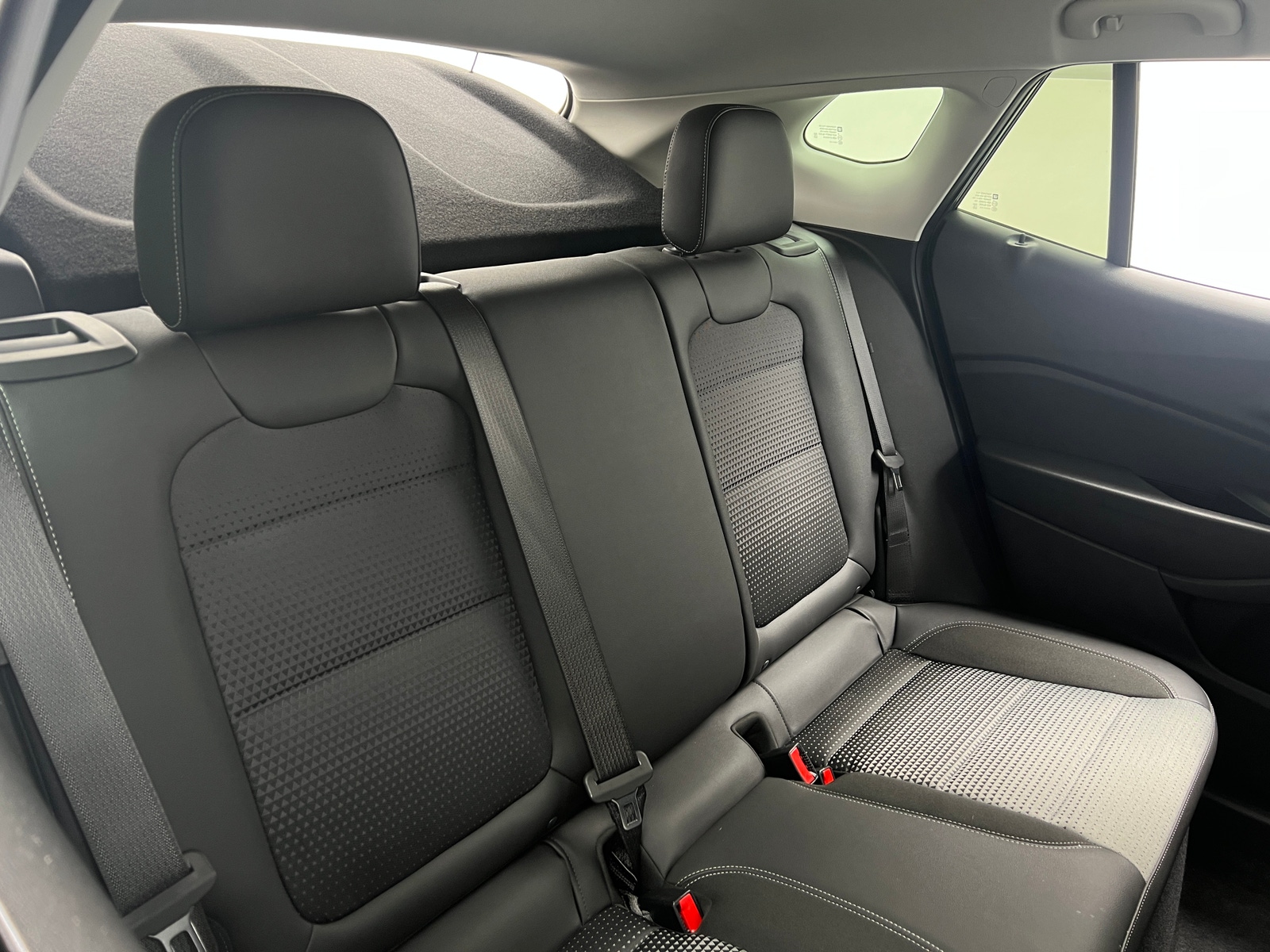 Thumbnail: 2025 Chevrolet Trax - 6