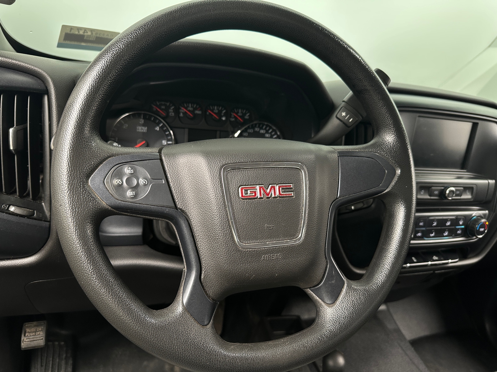 Thumbnail: 2019 GMC Sierra 2500 - 5