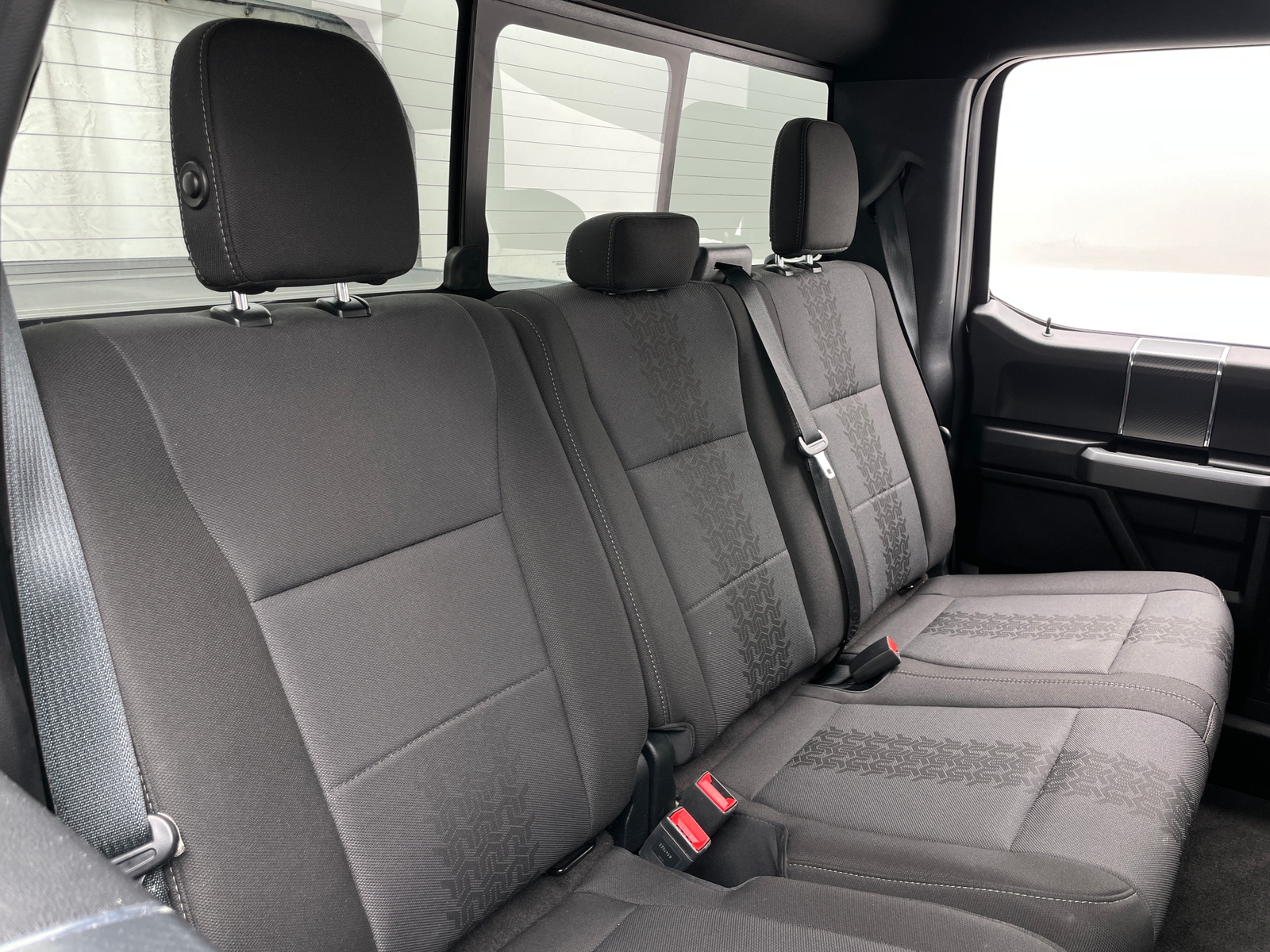 Thumbnail: 2018 Ford Econoline - 6