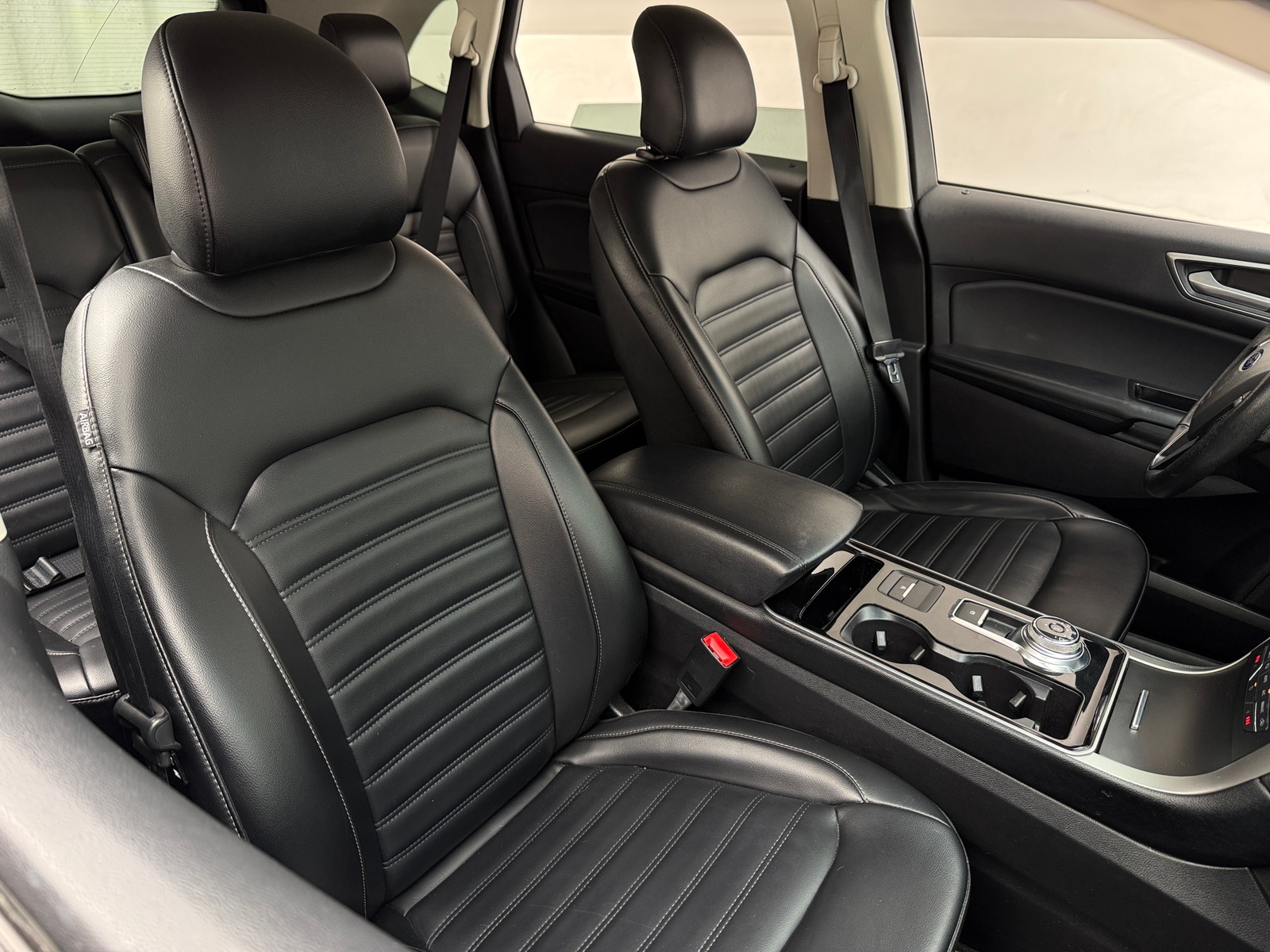 Thumbnail: 2019 Ford Edge - 2