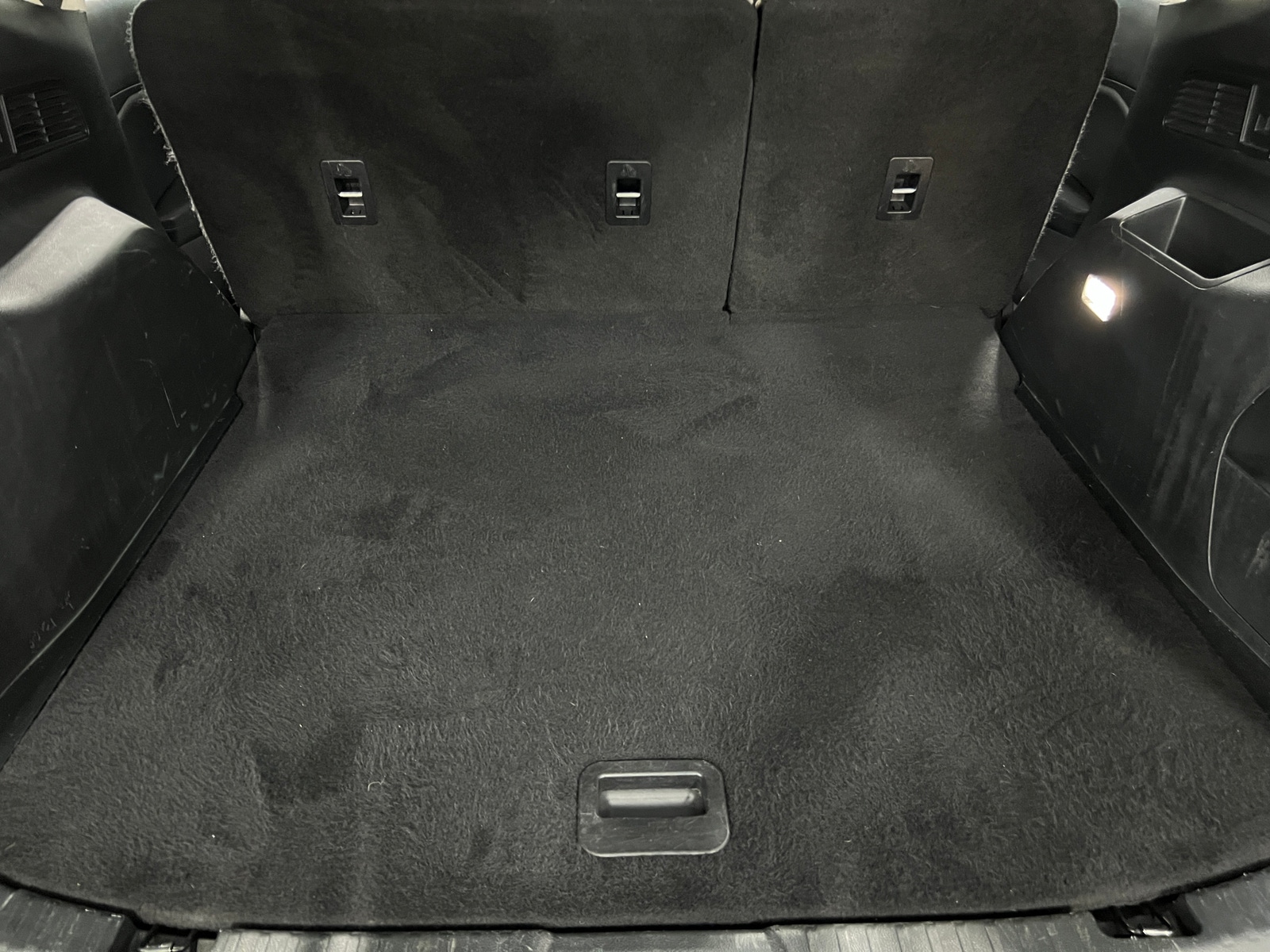 Thumbnail: 2019 Ford Edge - 7