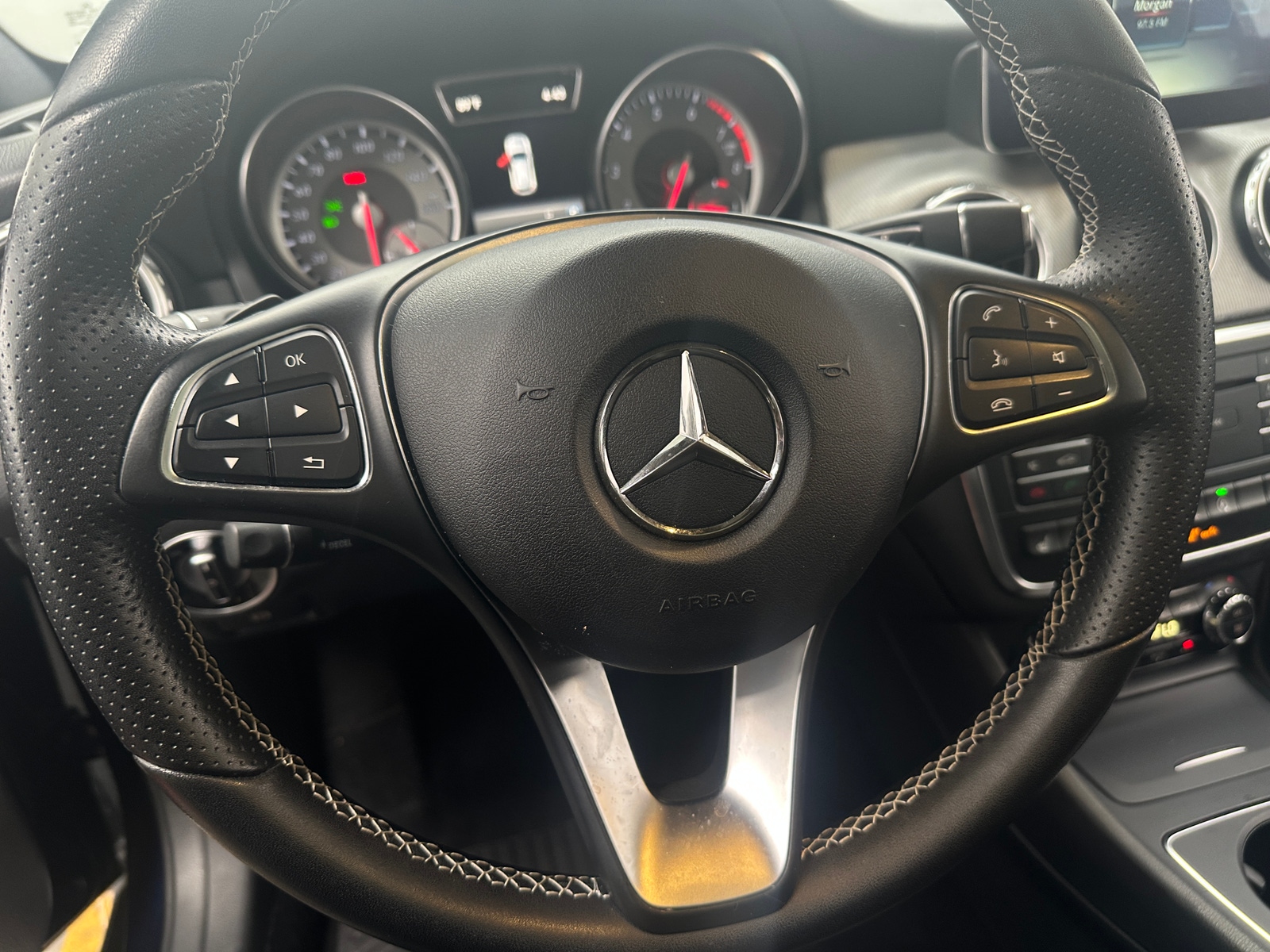 Thumbnail: 2017 Mercedes-Benz GLA - 4