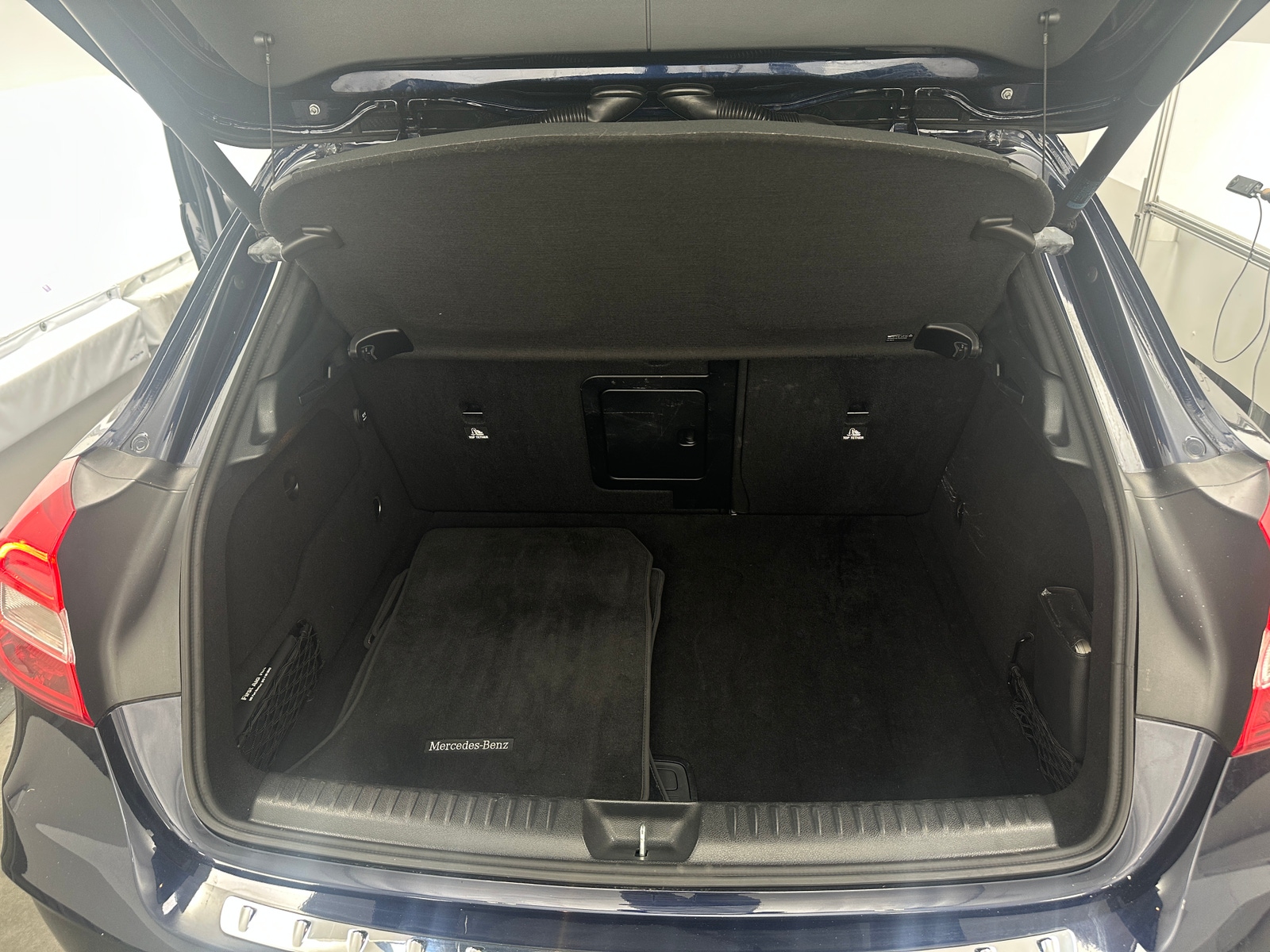 Thumbnail: 2017 Mercedes-Benz GLA - 6