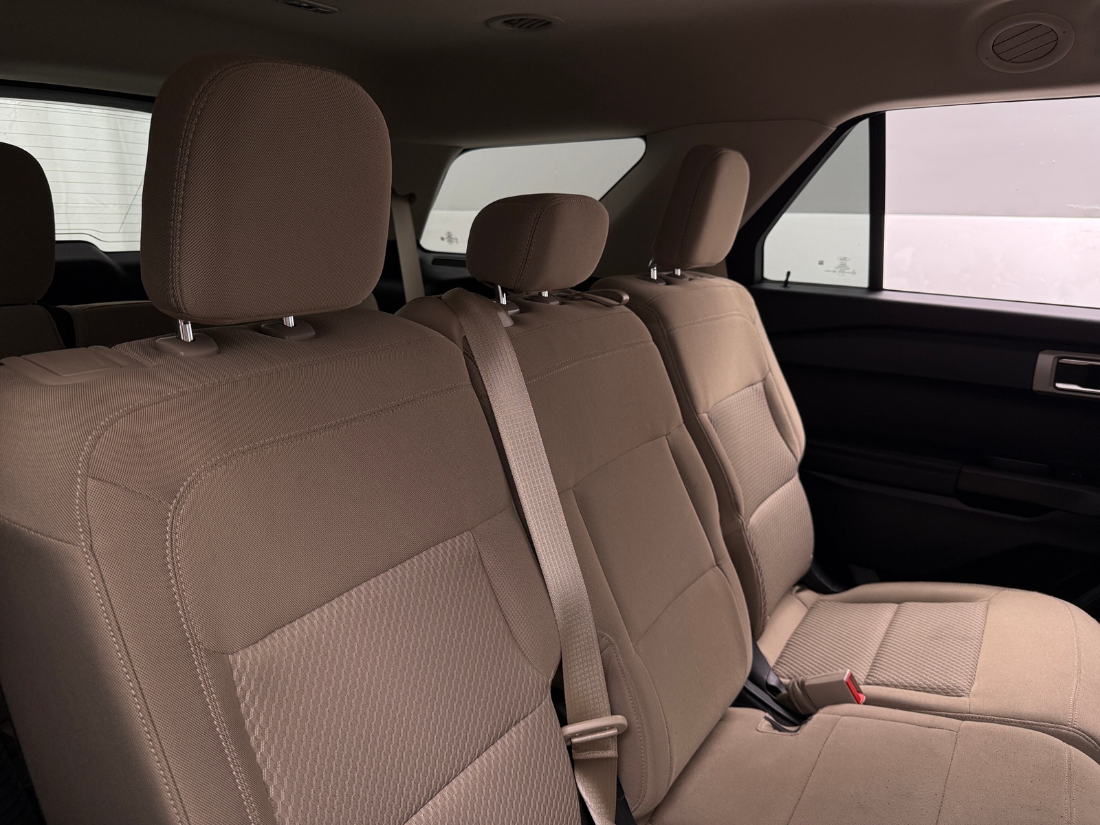 Thumbnail: 2021 Ford Explorer - 6