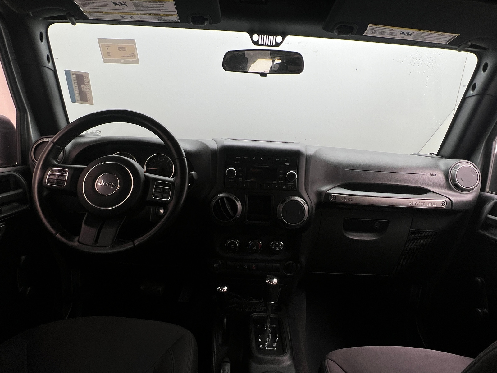 Thumbnail: 2015 Jeep Wrangler - 3