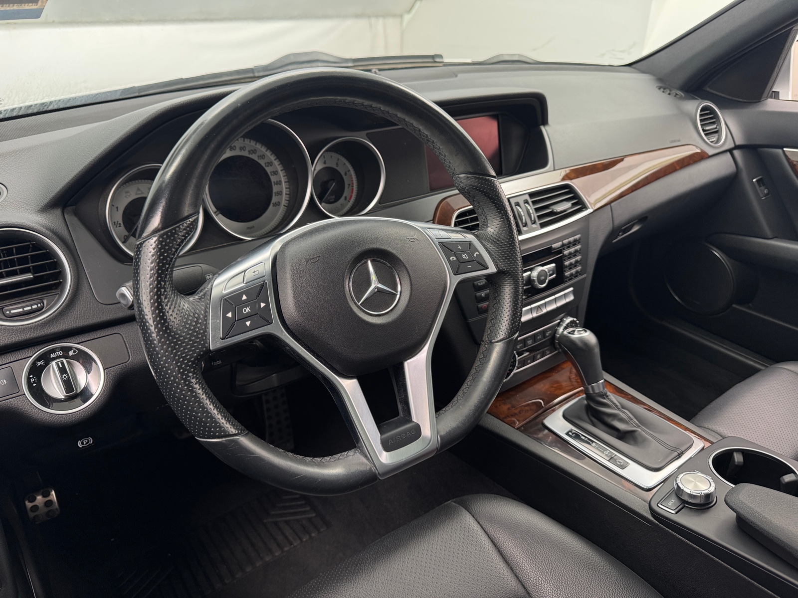 Thumbnail: 2014 Mercedes-Benz C-Class - 4