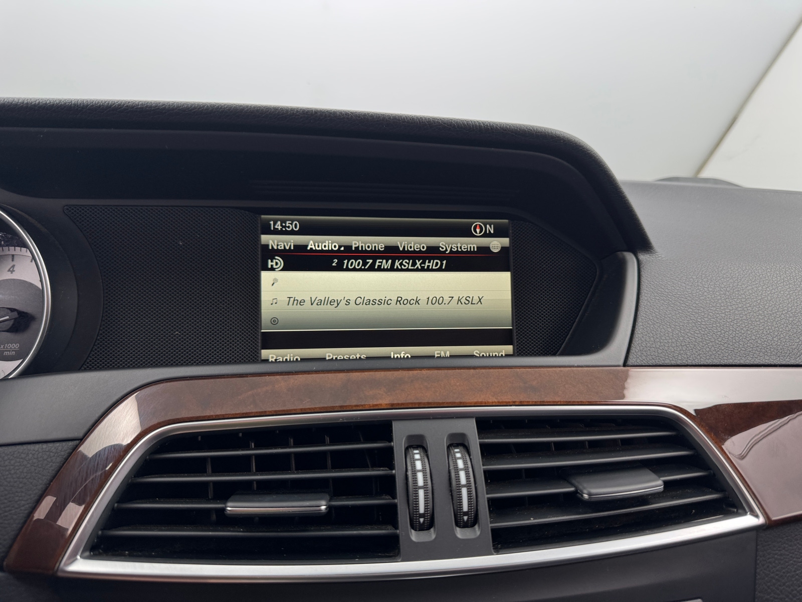 Thumbnail: 2014 Mercedes-Benz C-Class - 3