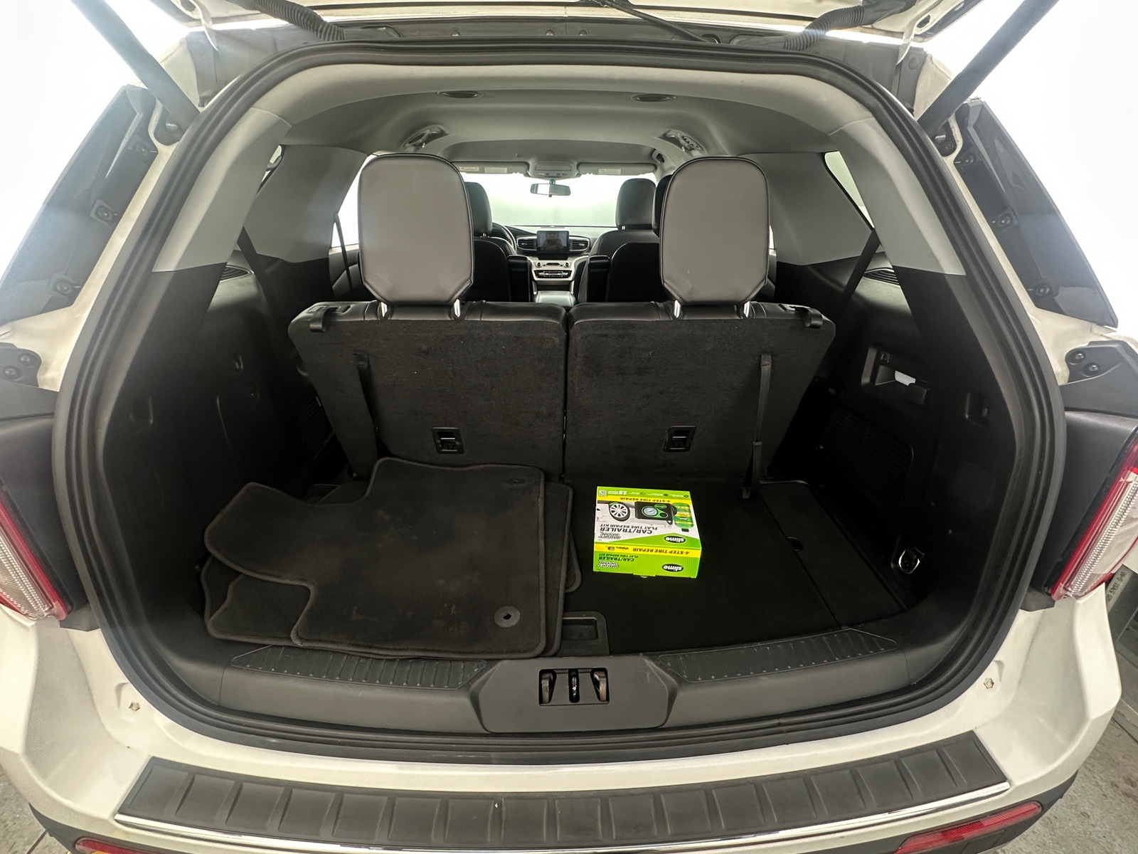 Thumbnail: 2021 Ford Explorer - 7