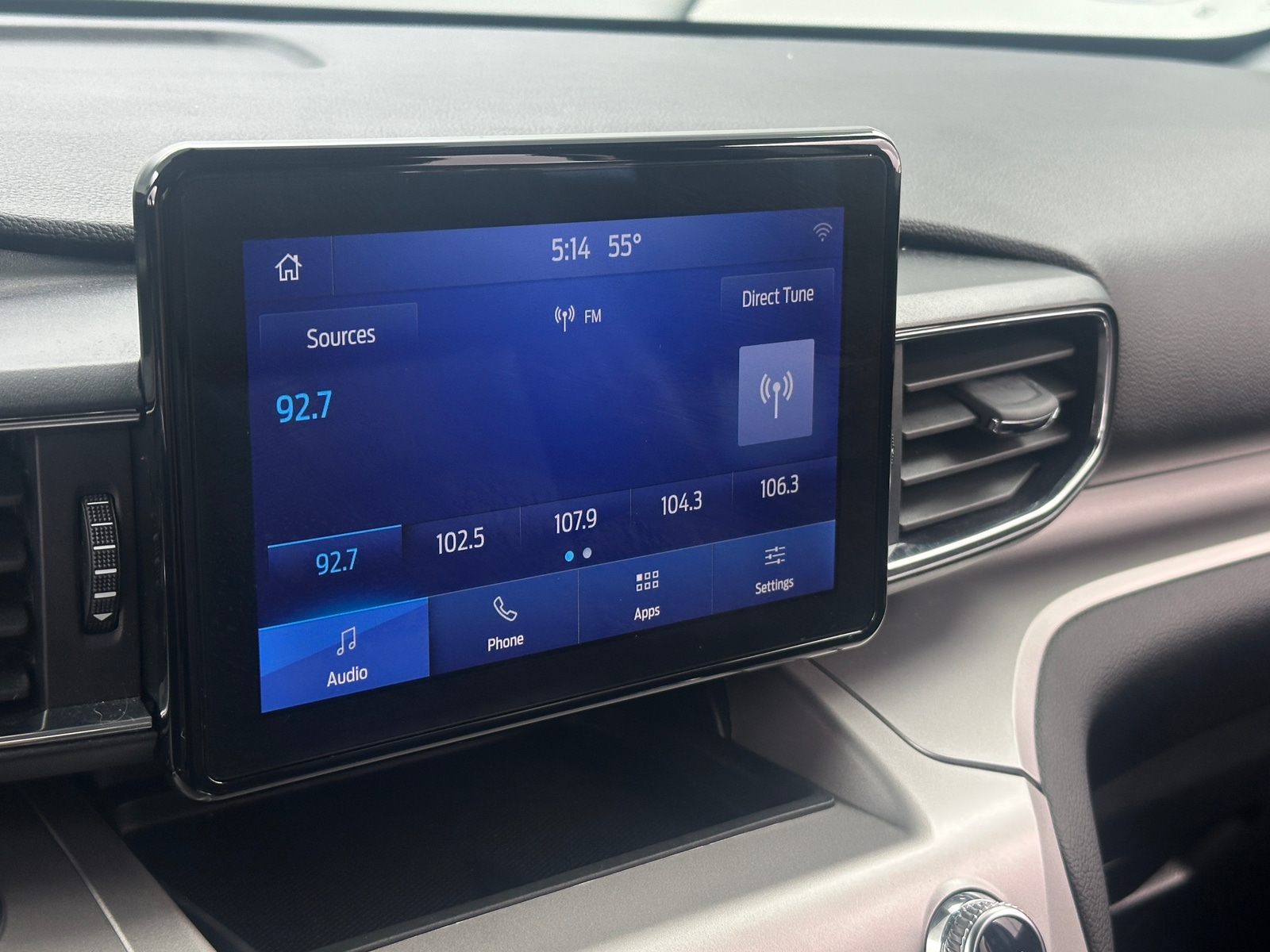 Thumbnail: 2021 Ford Explorer - 4