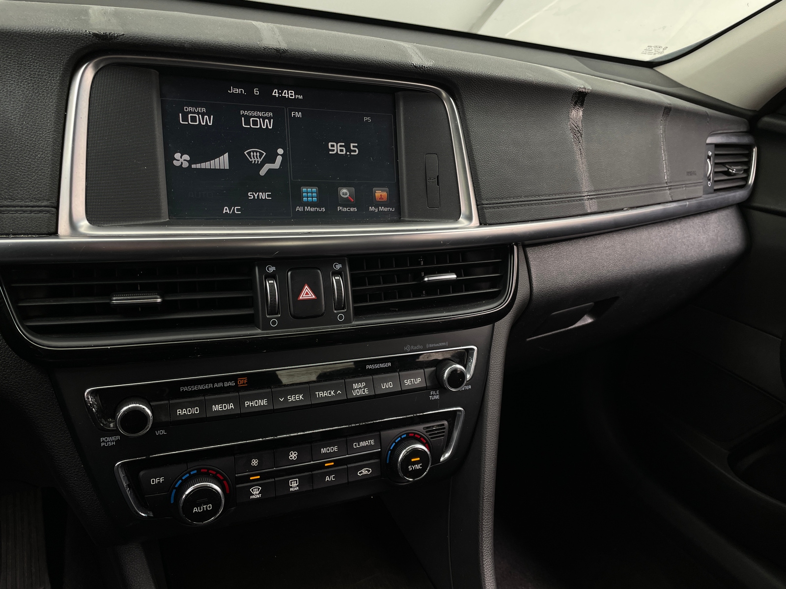 Thumbnail: 2016 Kia Optima - 3