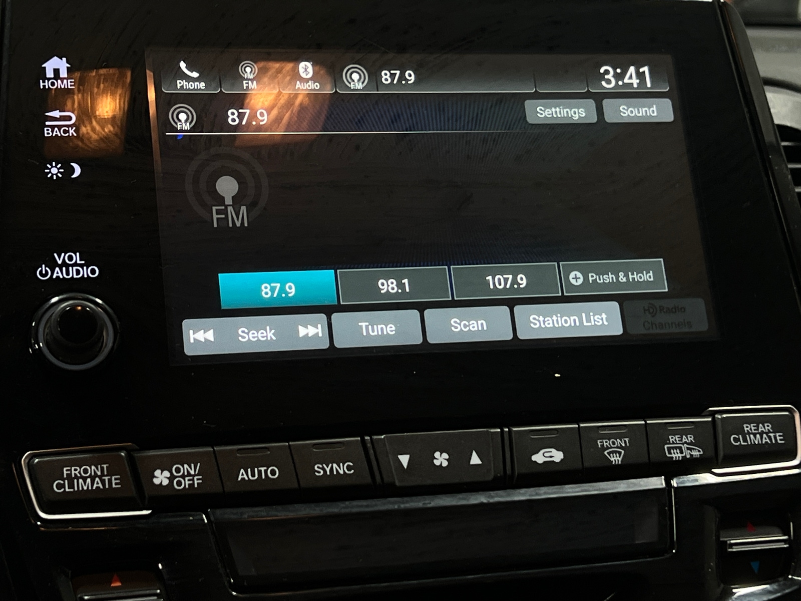 Thumbnail: 2019 Honda Odyssey - 3