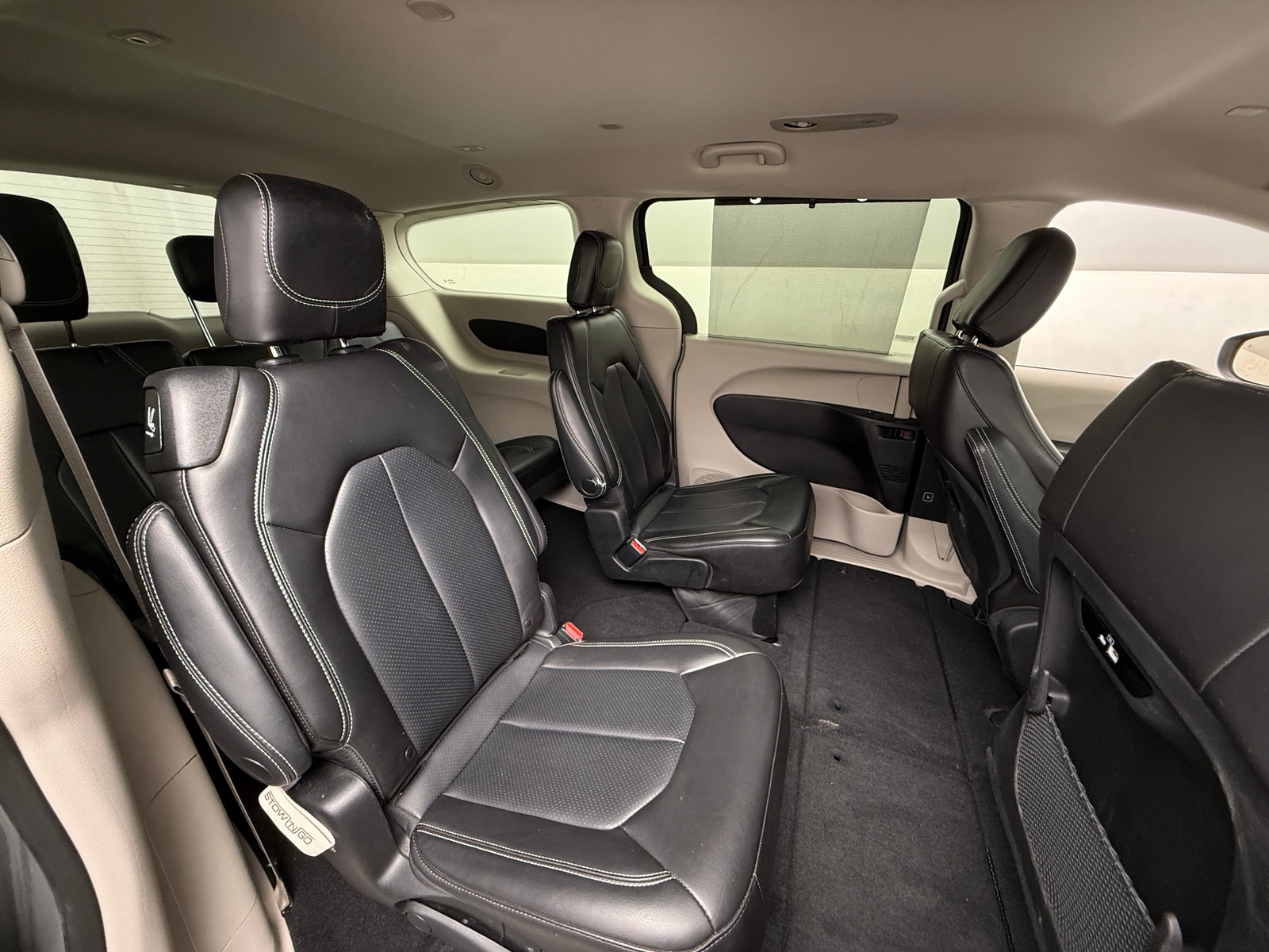 Thumbnail: 2023 Chrysler Pacifica - 5