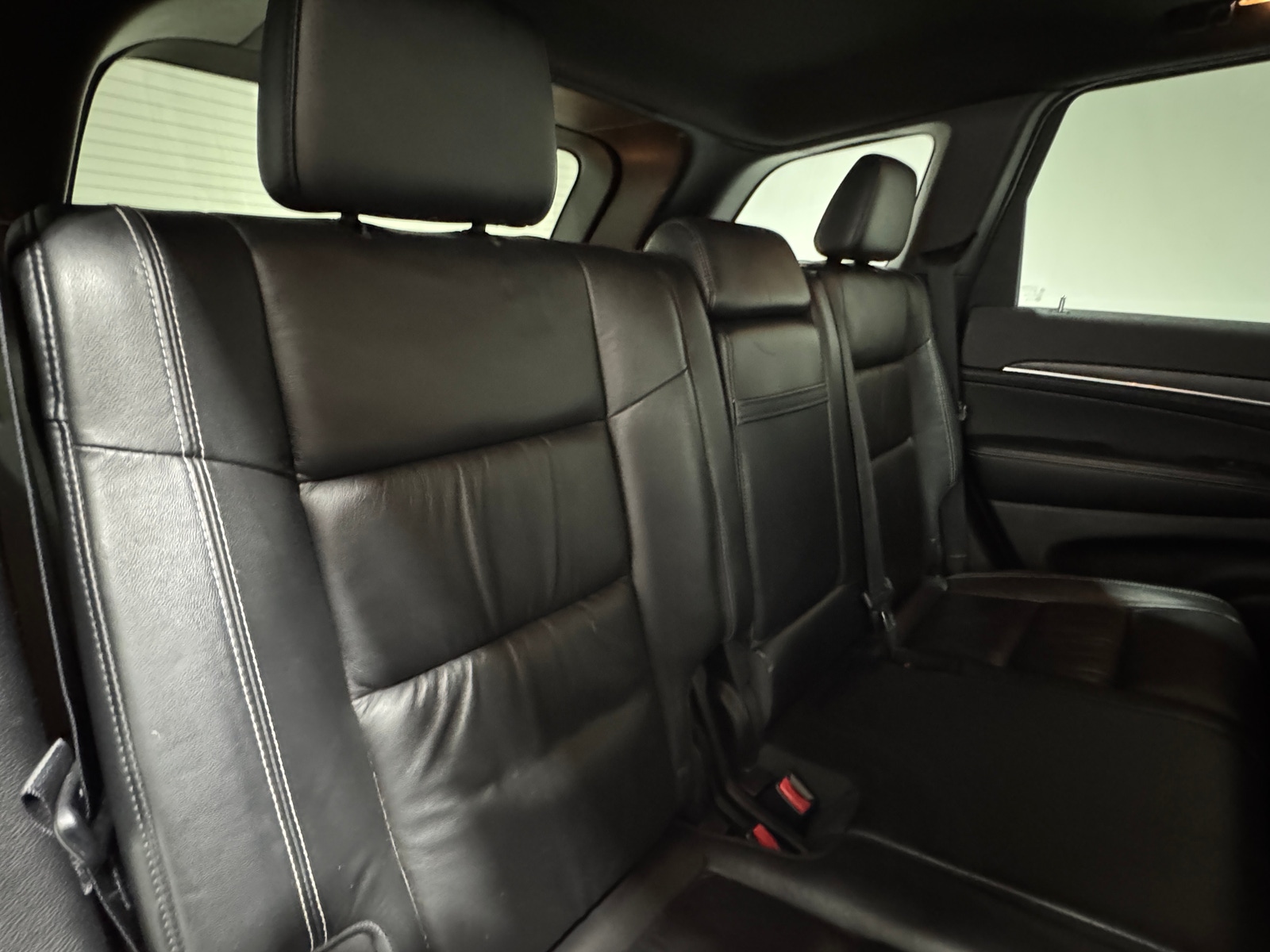 Thumbnail: 2015 Jeep Grand Cherokee - 5