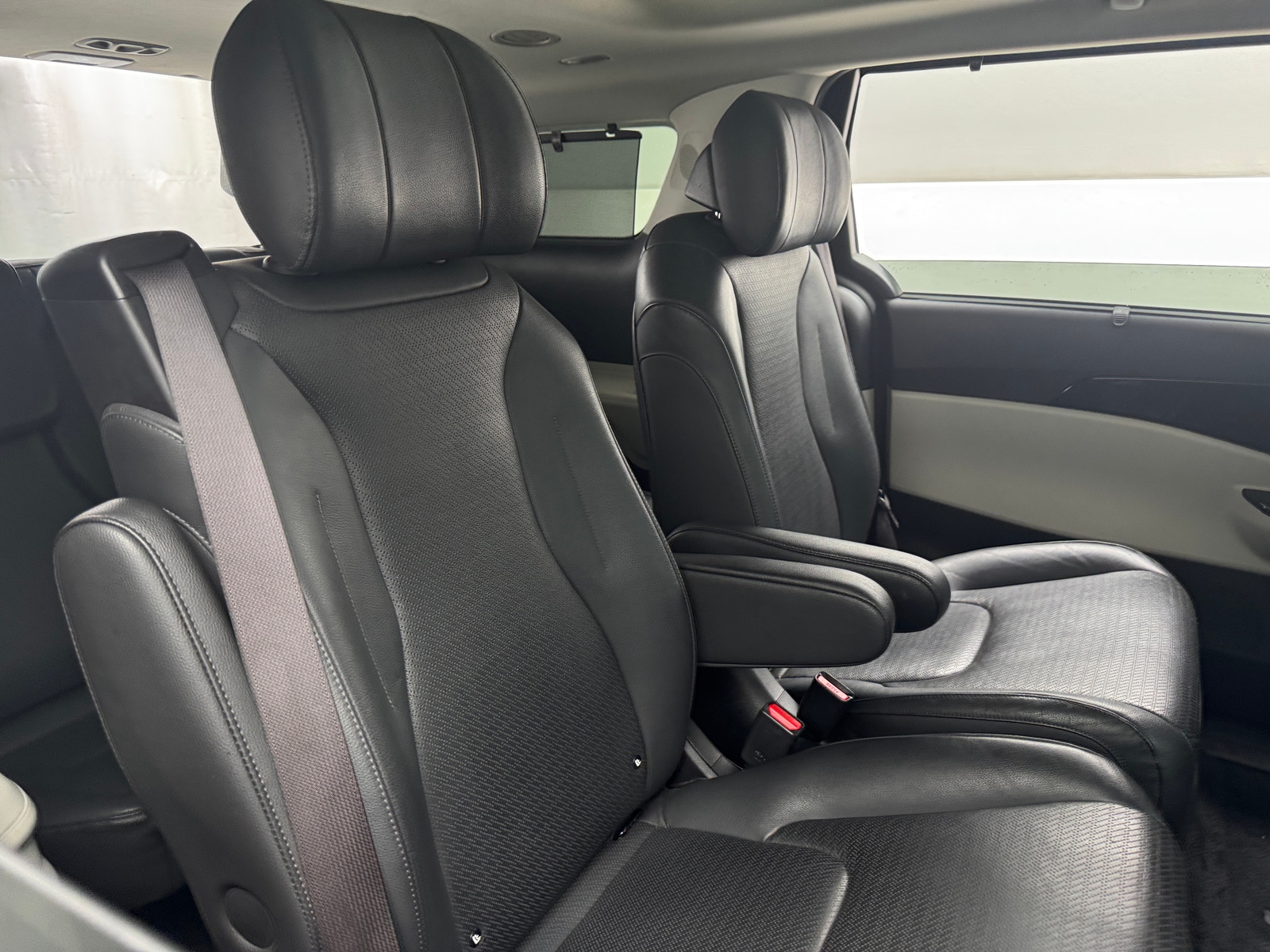 Thumbnail: 2024 Kia Carnival - 5