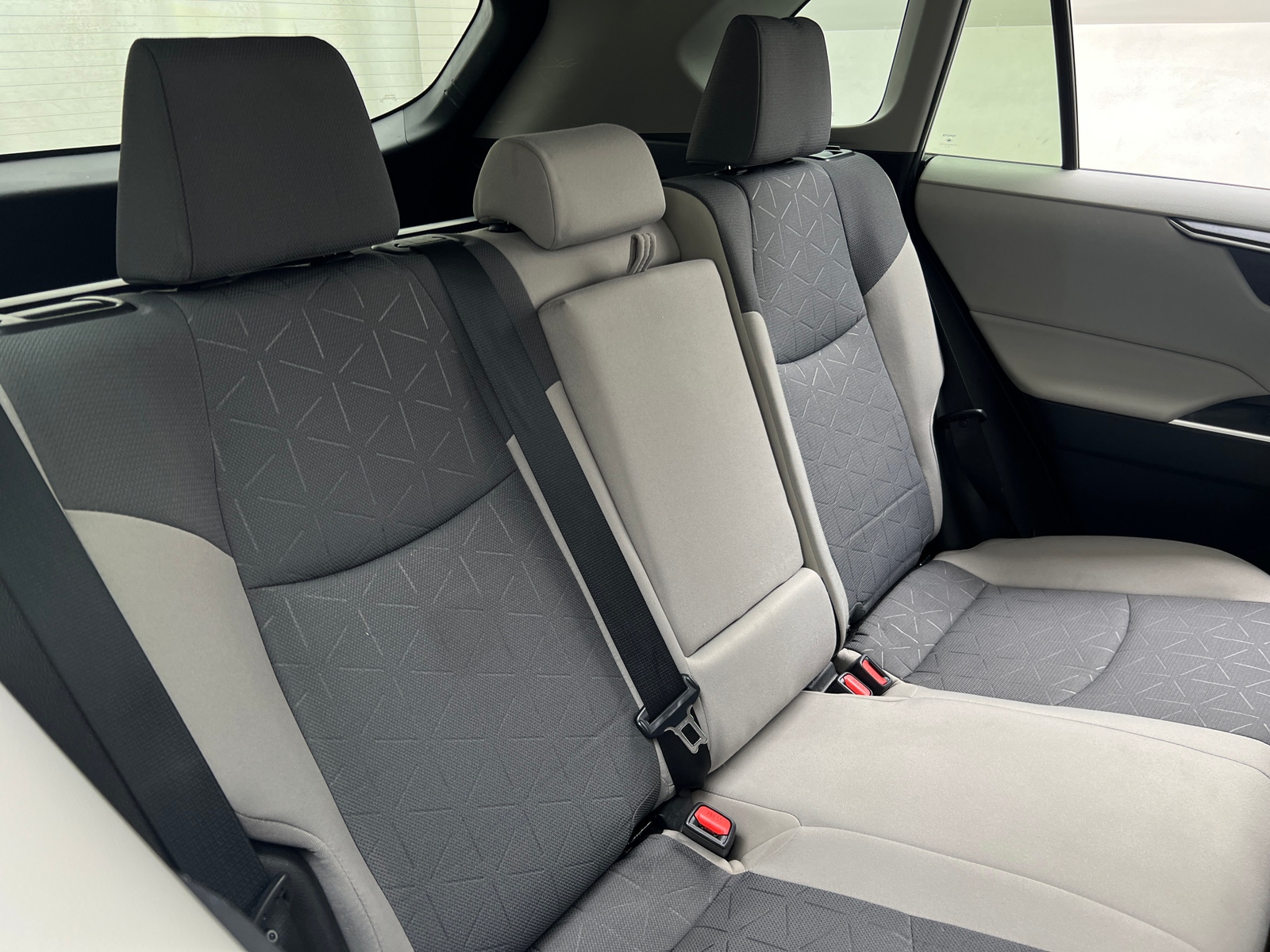 Thumbnail: 2022 Toyota RAV4 - 6