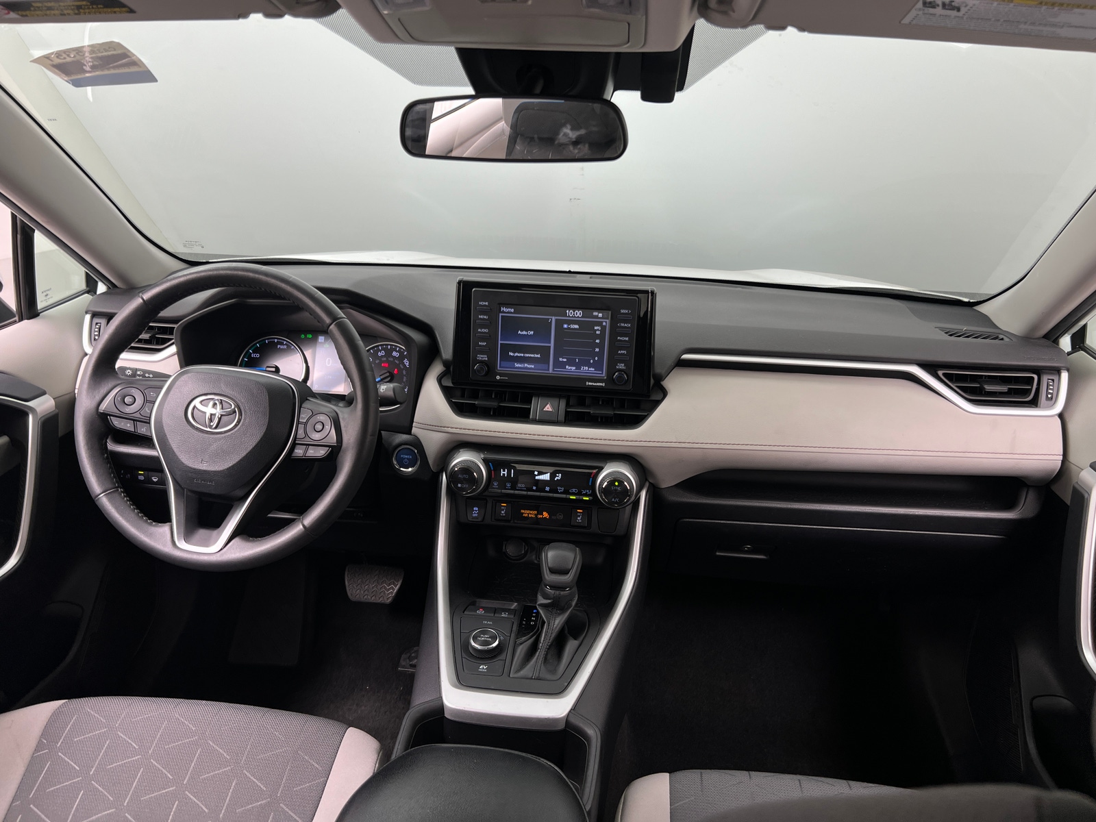 Thumbnail: 2022 Toyota RAV4 - 3