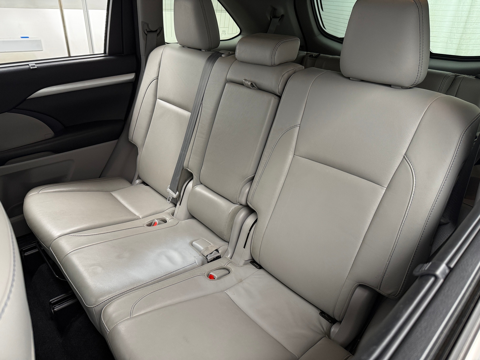 Thumbnail: 2018 Toyota Highlander - 5