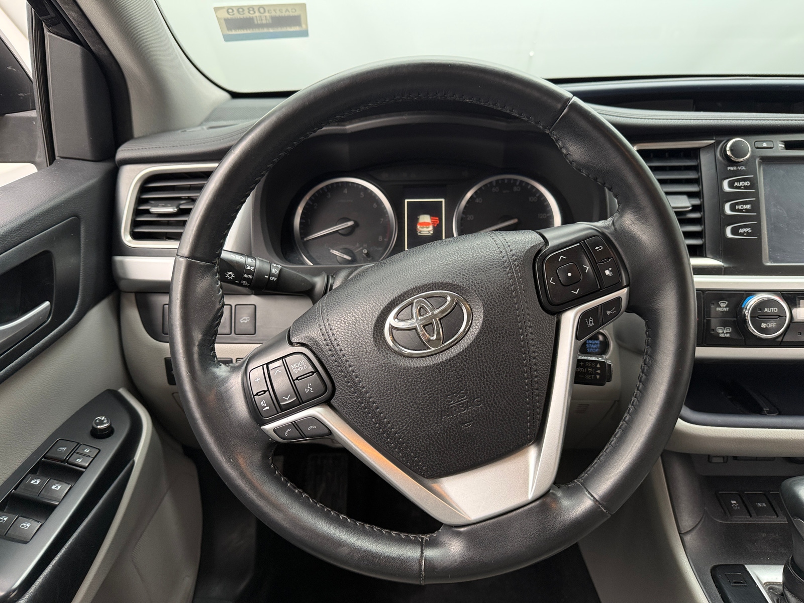 Thumbnail: 2018 Toyota Highlander - 4