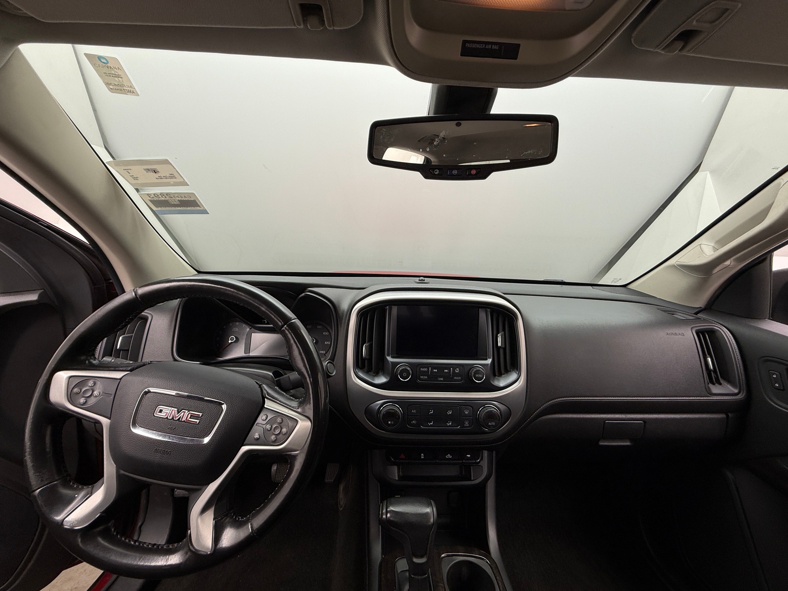 Thumbnail: 2016 GMC Canyon - 3