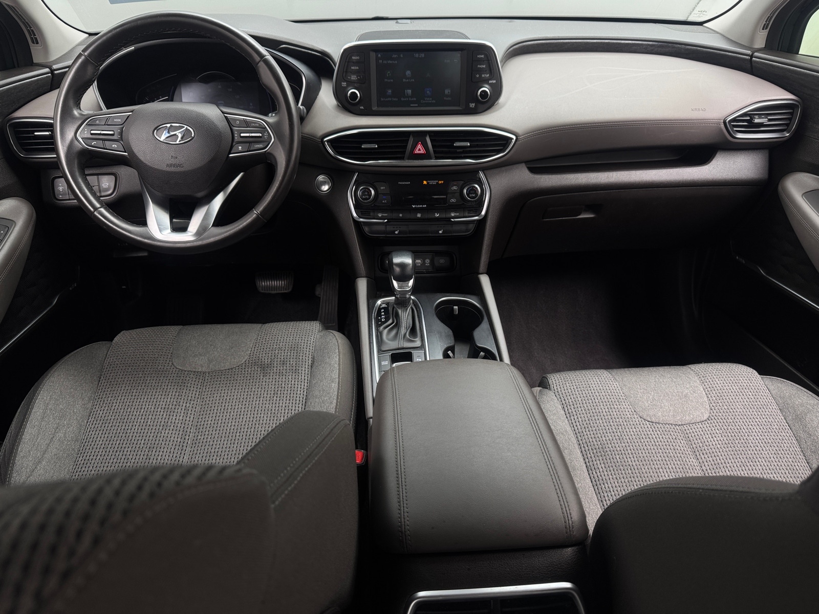 Thumbnail: 2020 Hyundai Santa Fe - 3