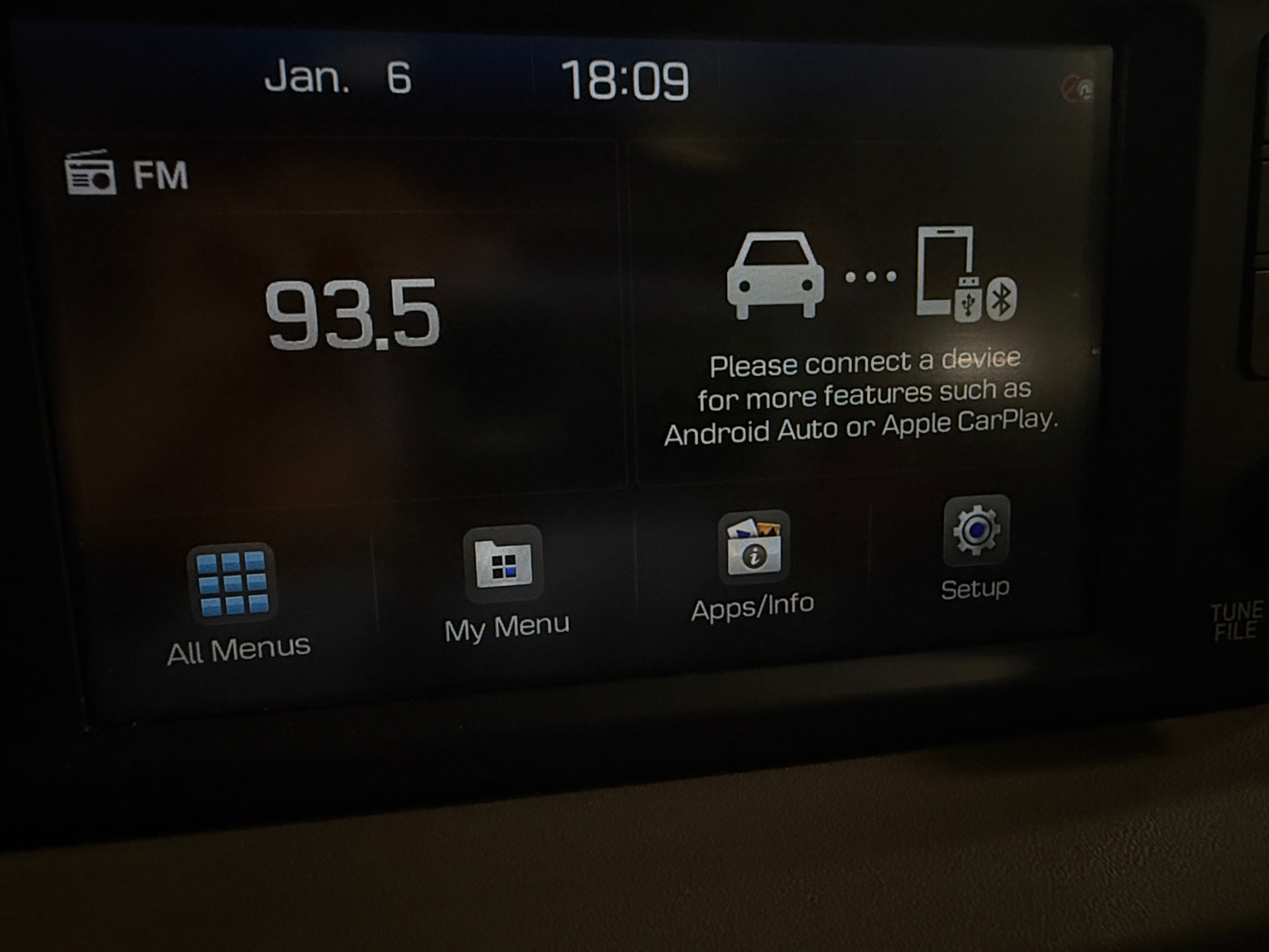 Thumbnail: 2020 Hyundai Santa Fe - 4