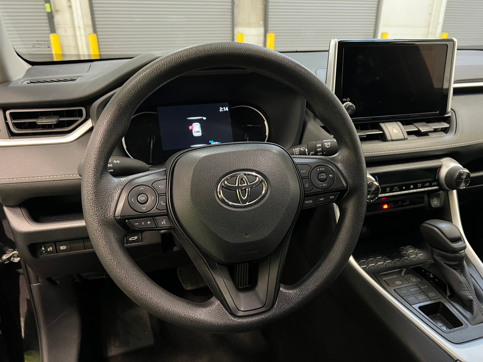 Thumbnail: 2025 Toyota RAV4 - 5