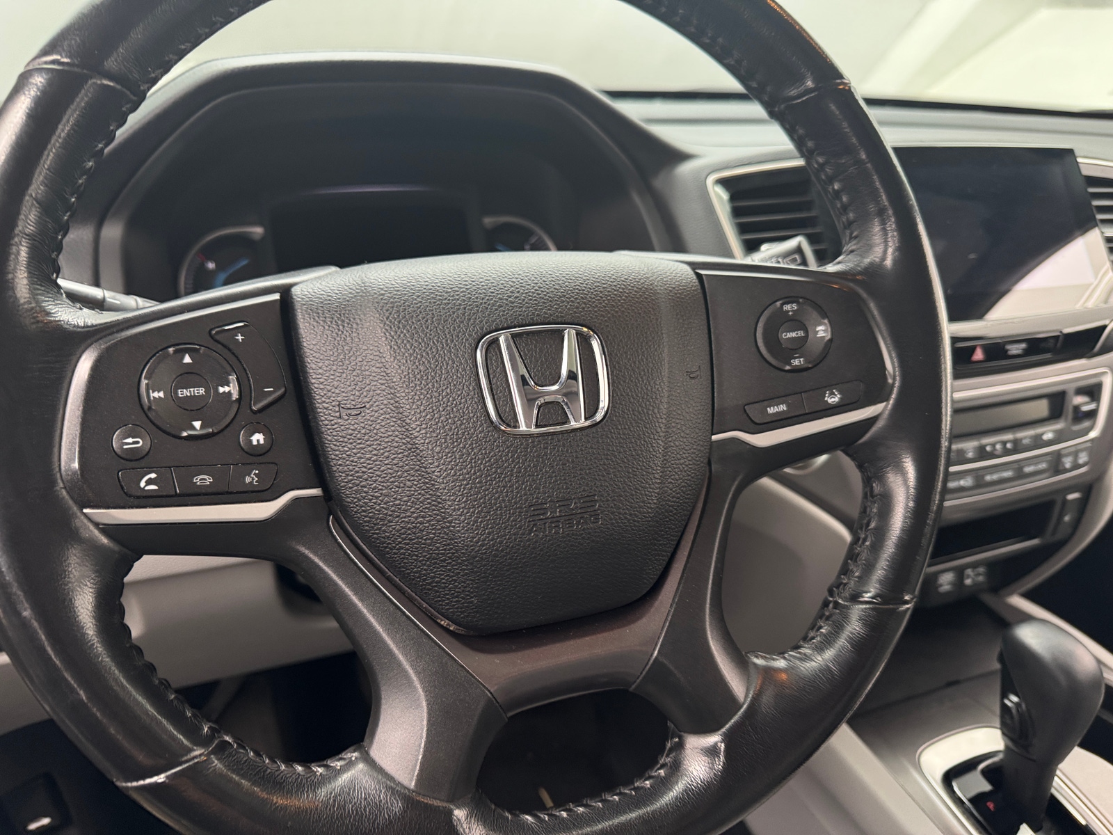 Thumbnail: 2019 Honda Pilot - 4