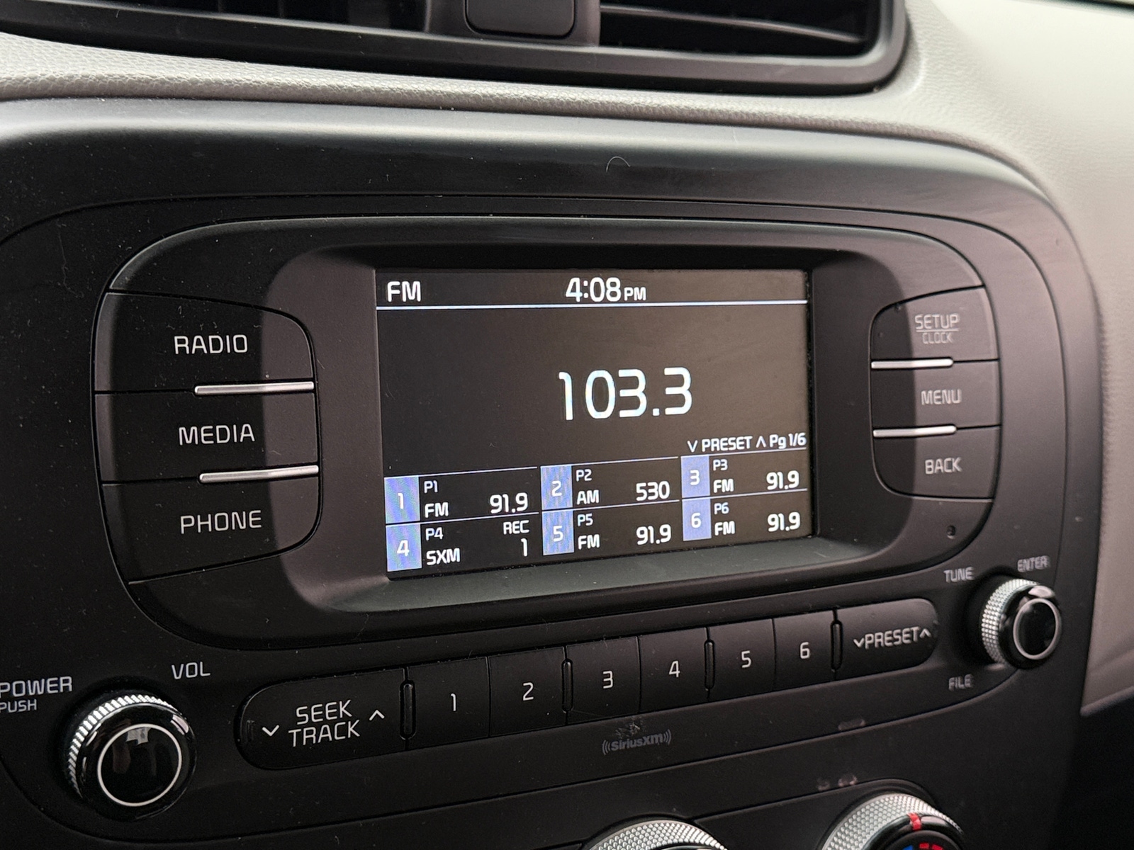 Thumbnail: 2017 Kia Soul - 4