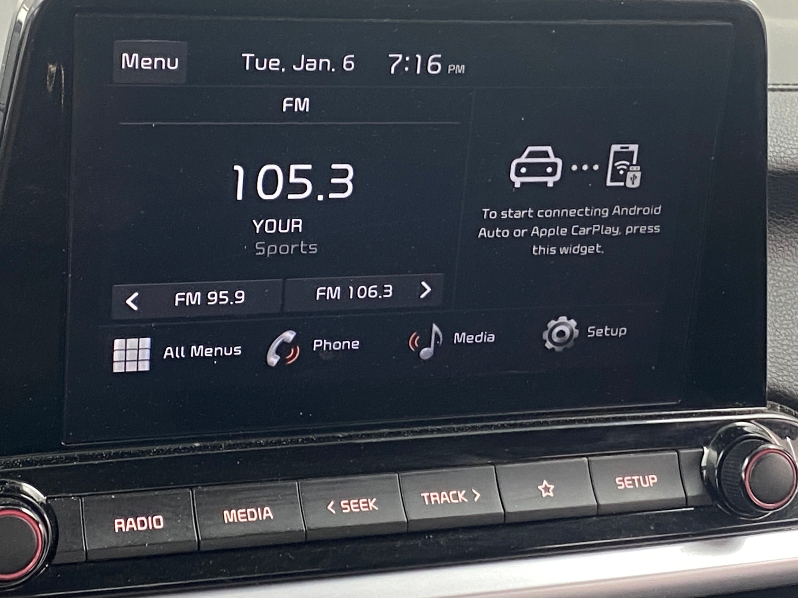 Thumbnail: 2023 Kia Forte - 4