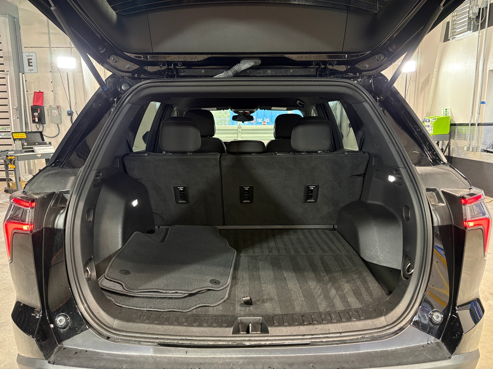 Thumbnail: 2025 Chevrolet Equinox - 7