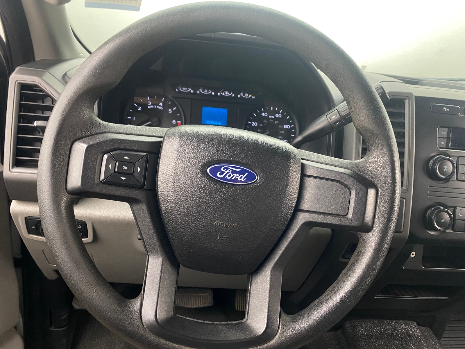 Thumbnail: 2018 Ford Econoline - 4