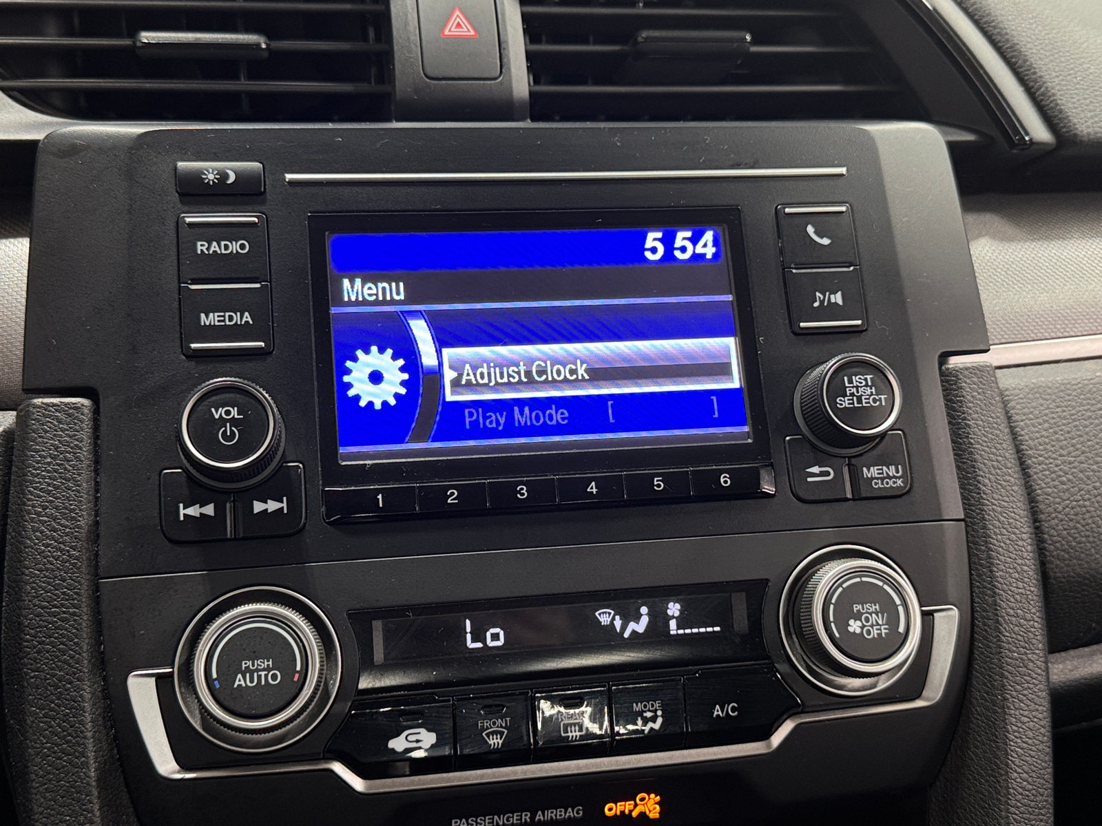 Thumbnail: 2016 Honda Civic - 4