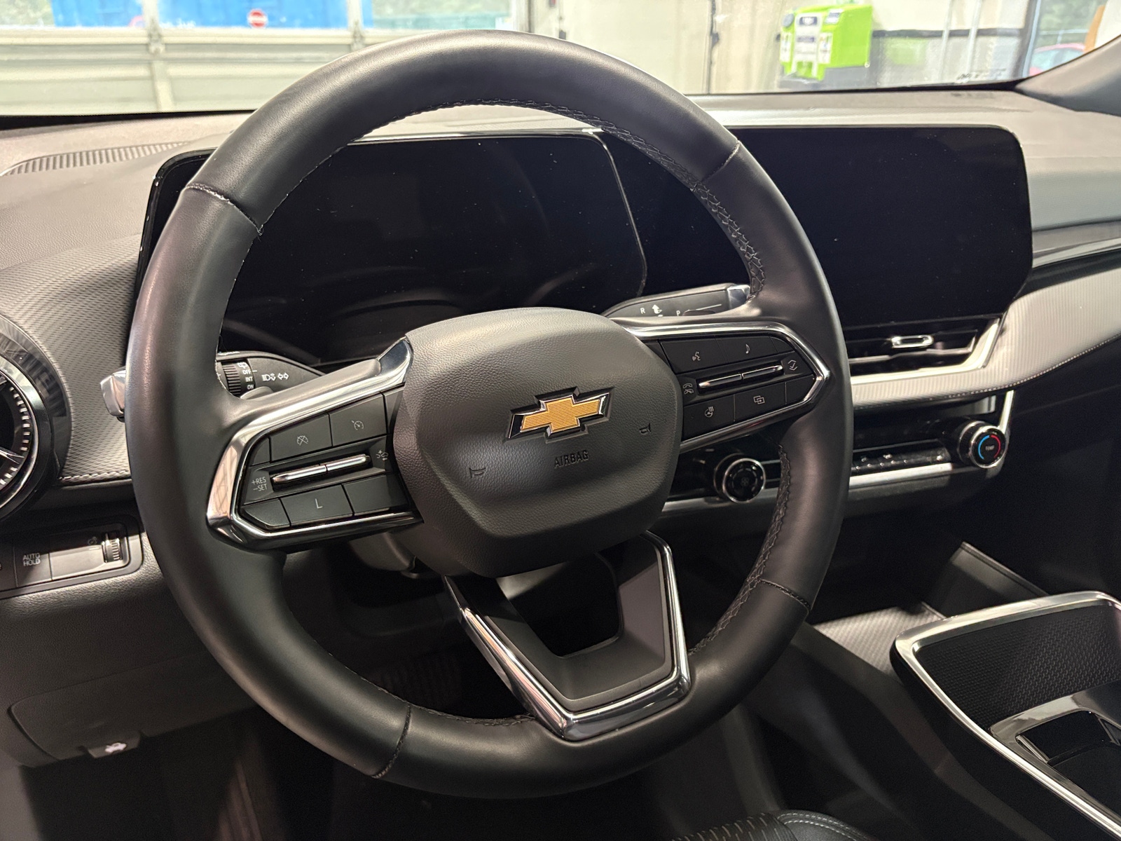 Thumbnail: 2025 Chevrolet Equinox - 5