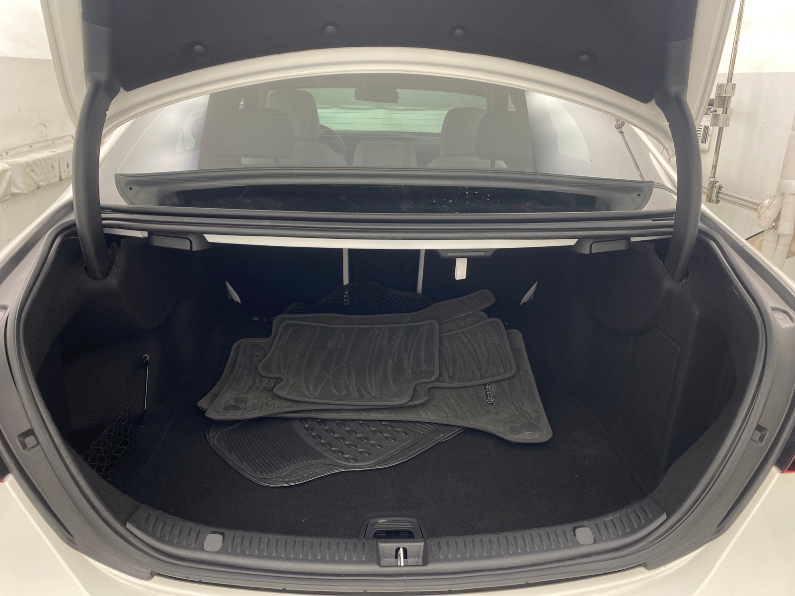 Thumbnail: 2021 Mercedes-Benz E-Class - 6