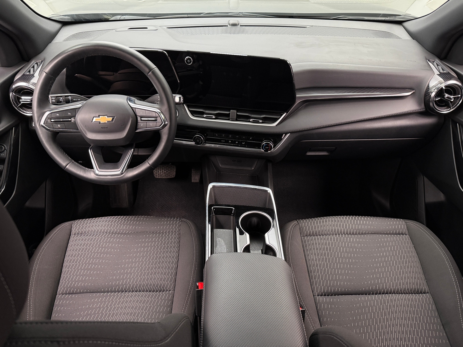 Thumbnail: 2025 Chevrolet Equinox - 3