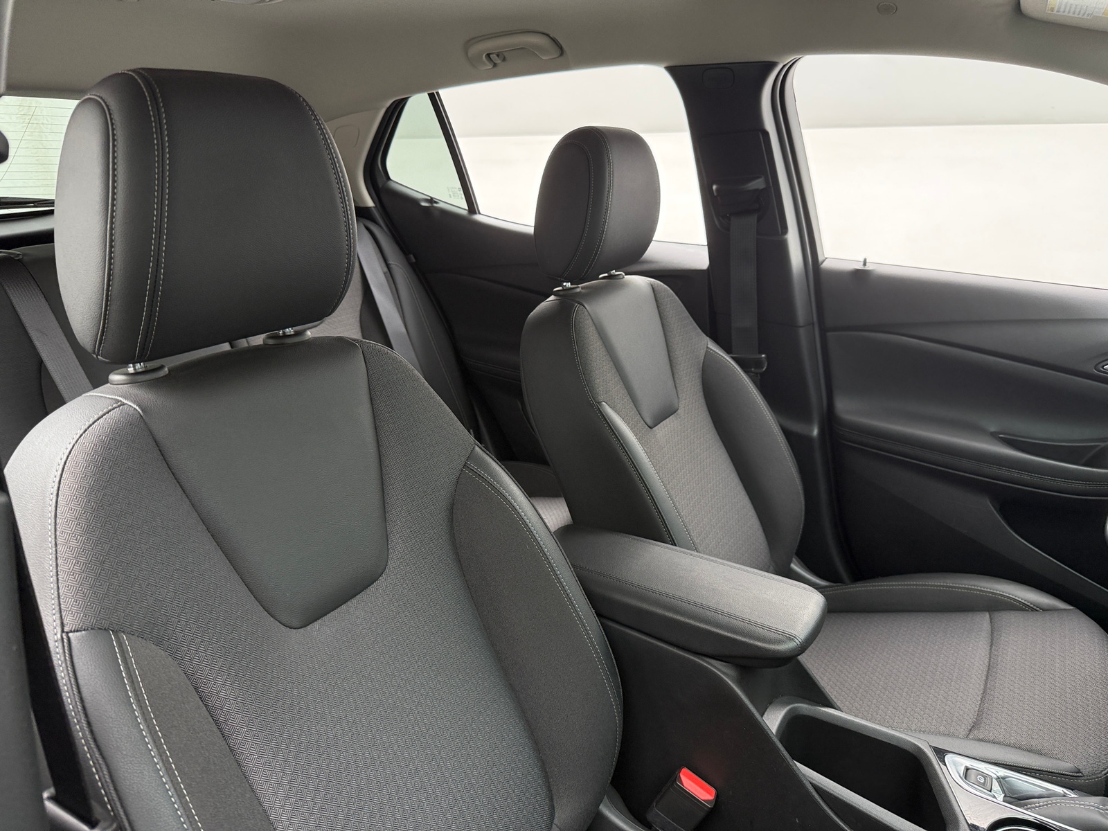 Thumbnail: 2025 Buick Encore GX - 2