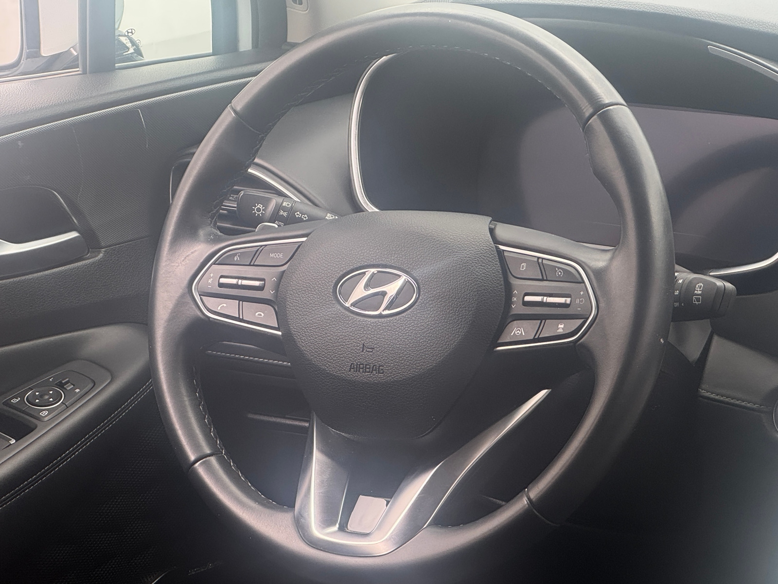 Thumbnail: 2023 Hyundai Santa Fe - 4