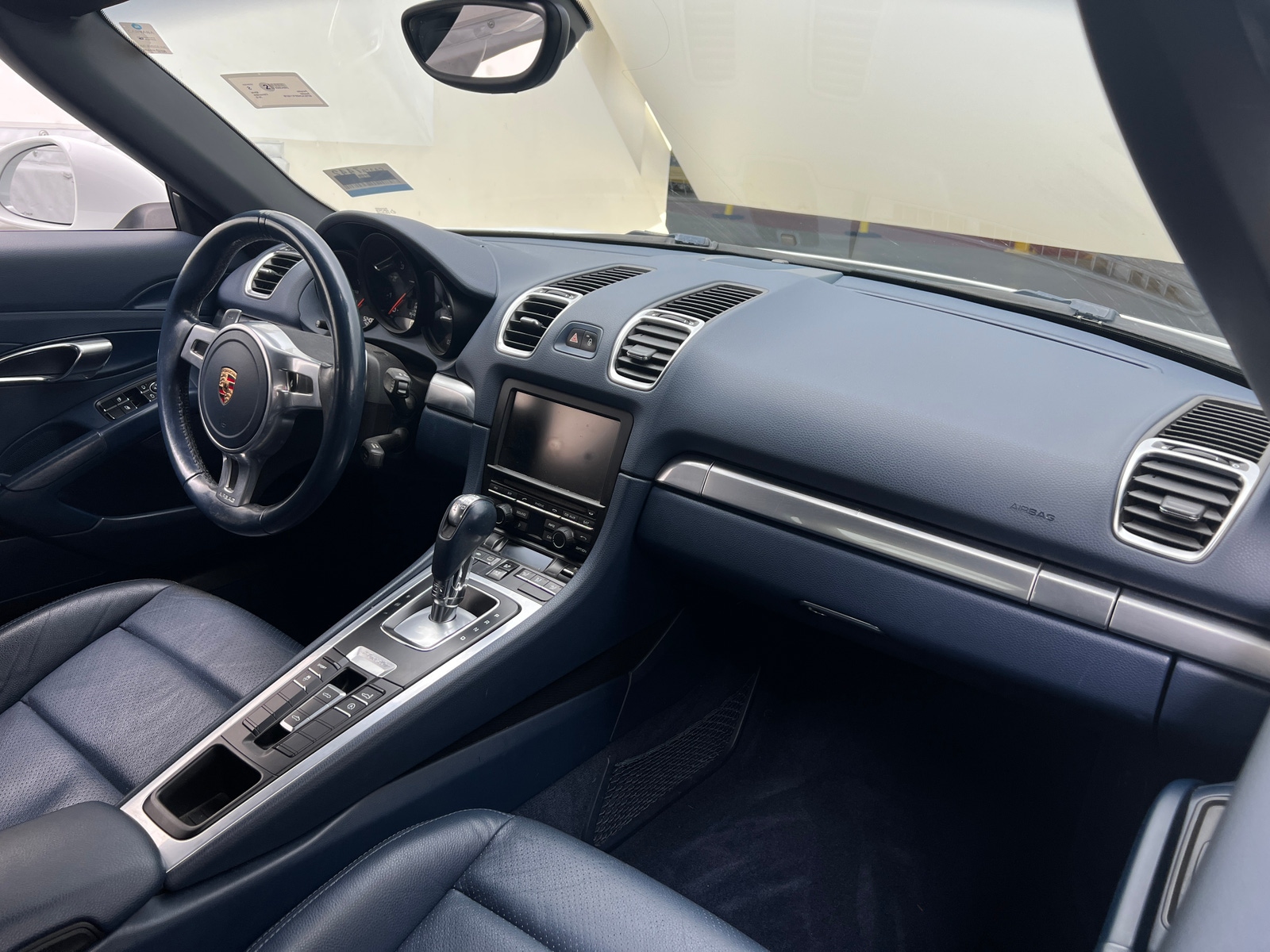 Thumbnail: 2015 Porsche Boxster - 2