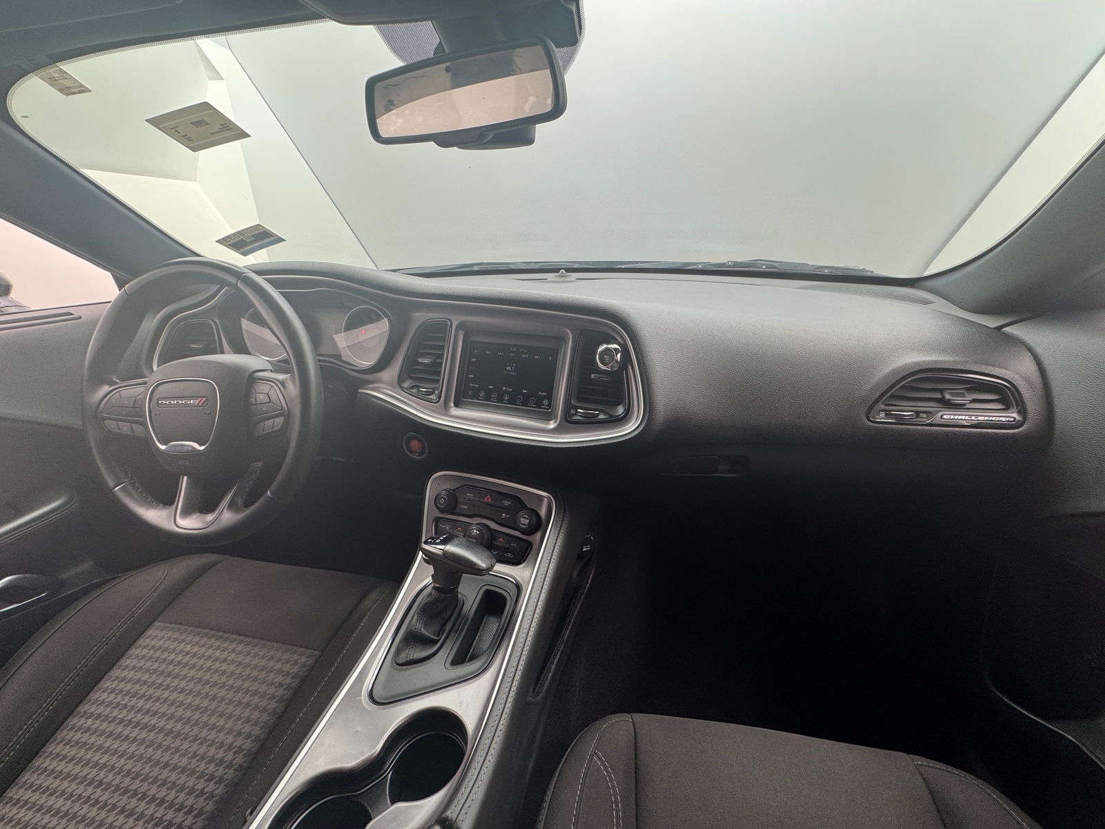 Thumbnail: 2019 Dodge Challenger - 3